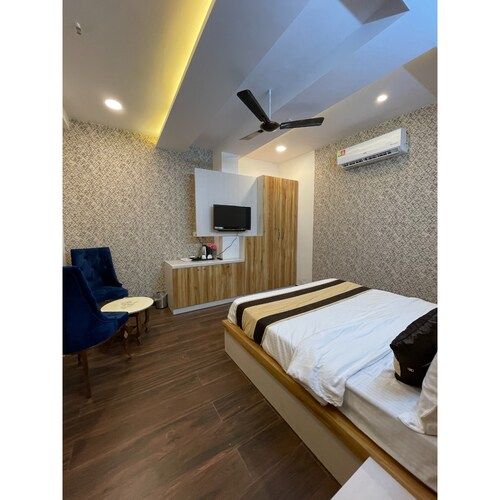 Maps Inn Hotel & Banquet & Restaurant Executive Room 7