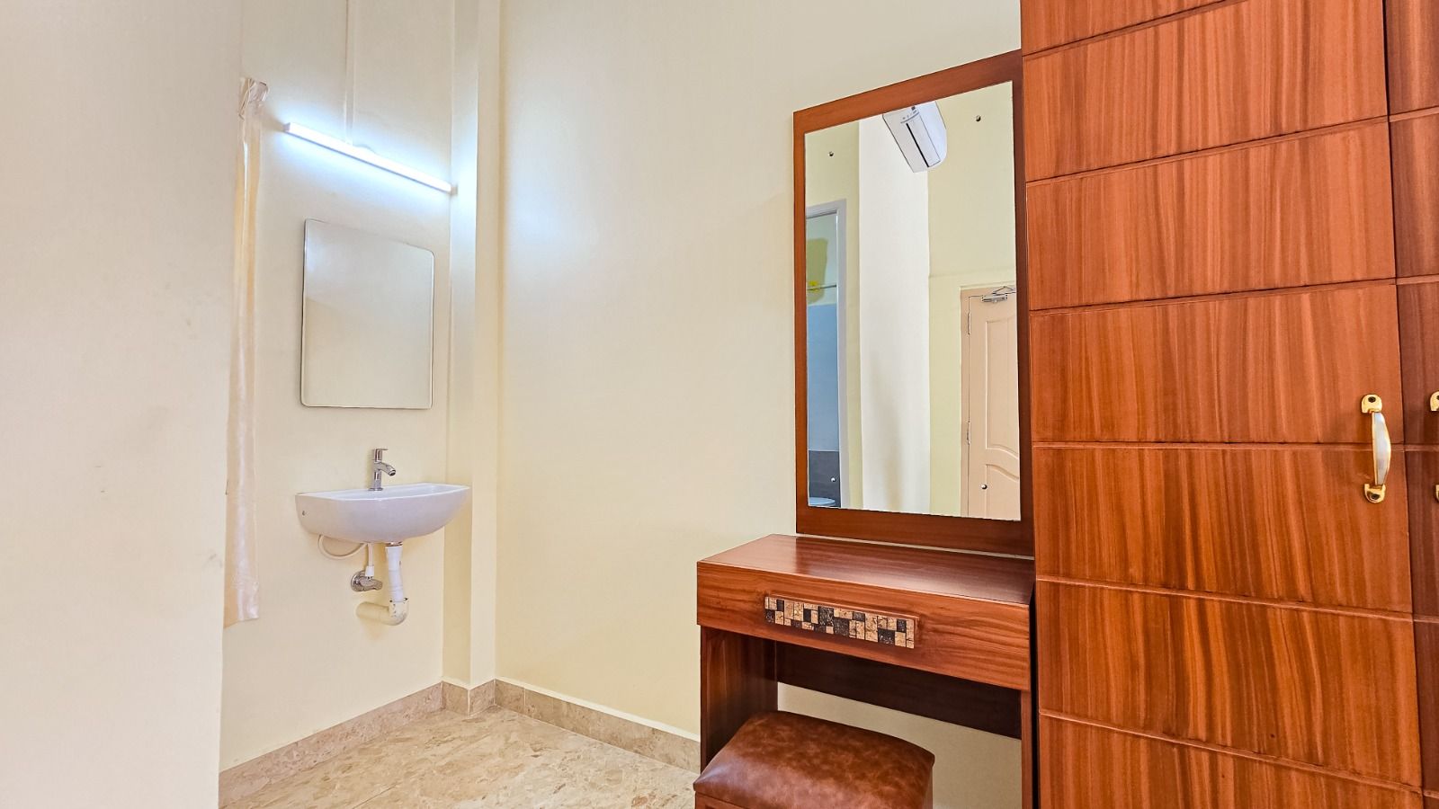 Luna Castle Family Suite 6