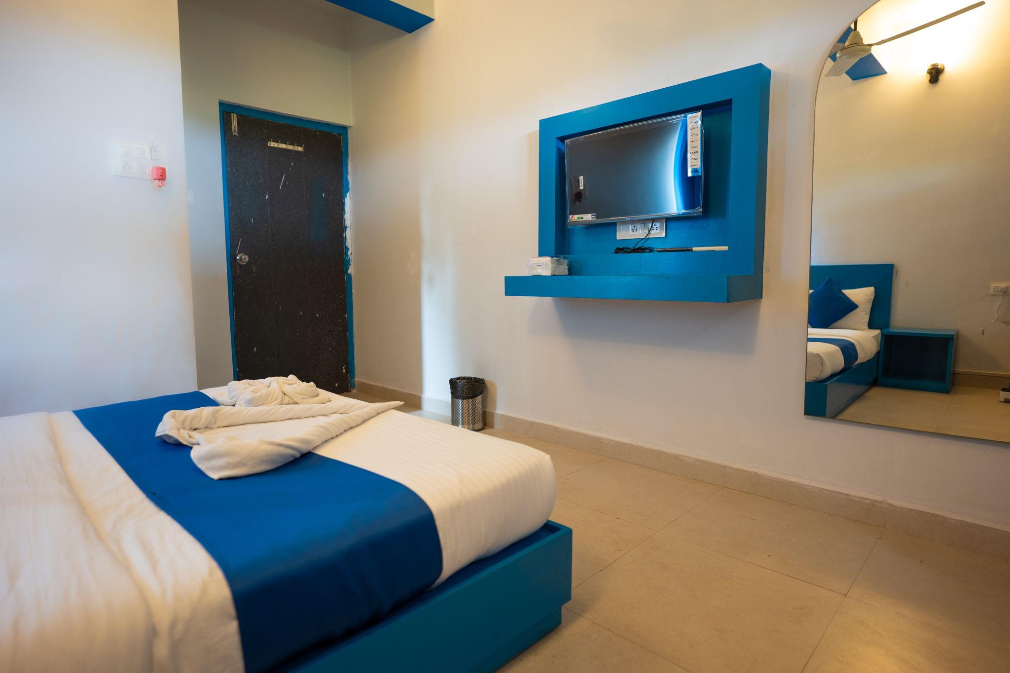 Tantra Beach Resort Standard Room 4