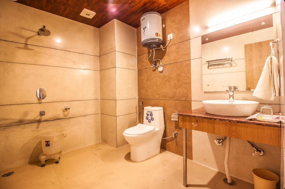 Vipasha Resort Luxury King Bed Room with Mountain view balcony 3