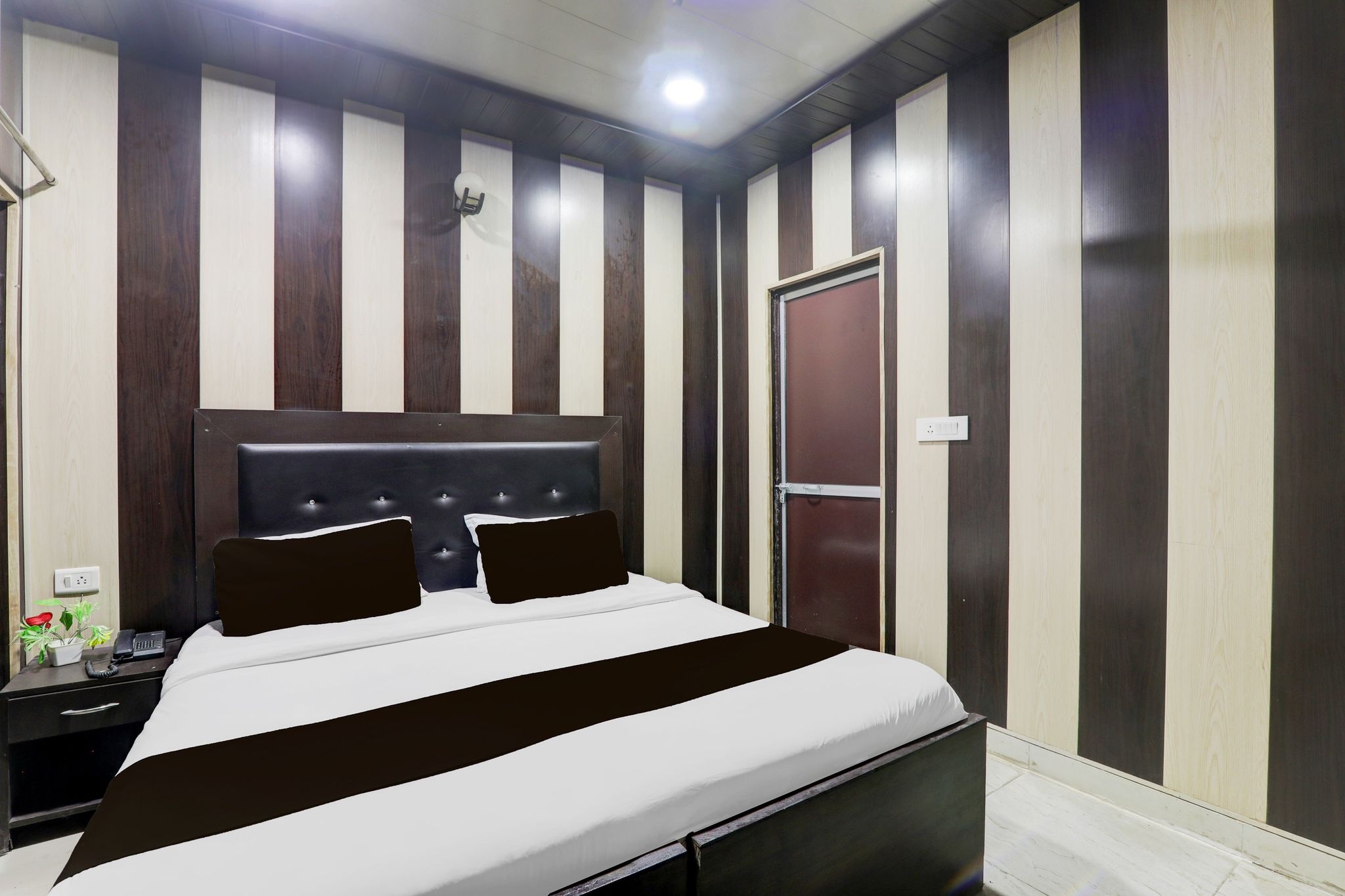 Hotel Ganapati Inn Classic 4