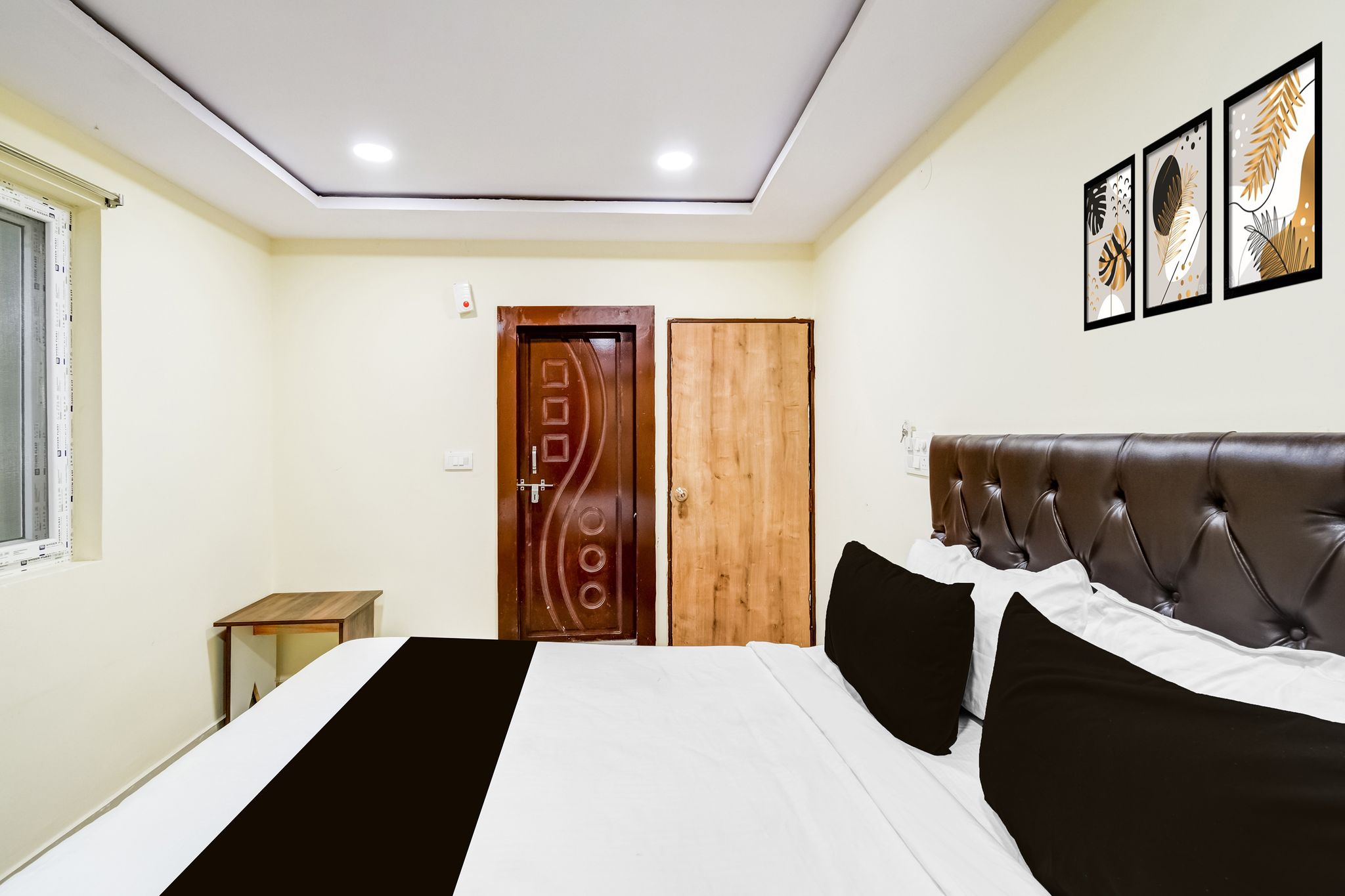 Hotel O R Square NARSINGI Classic 11