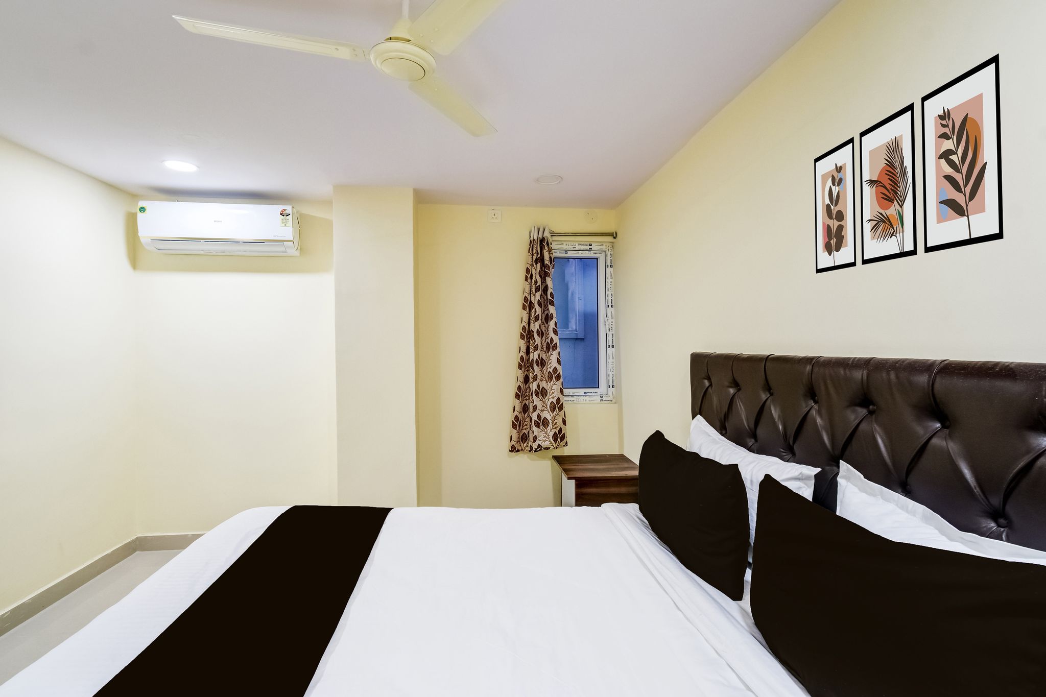 Hotel O R Square NARSINGI Classic 14