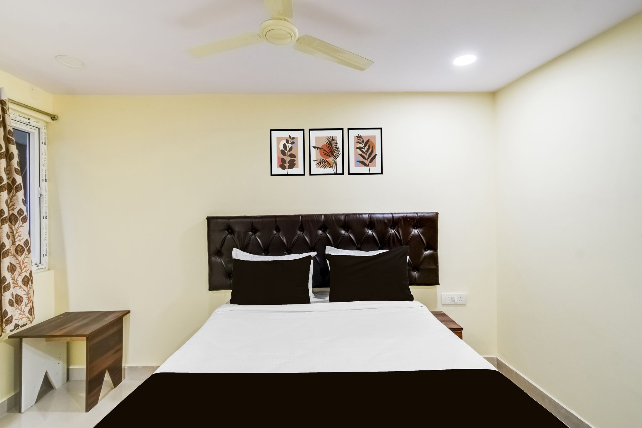 Hotel O R Square NARSINGI Classic 13