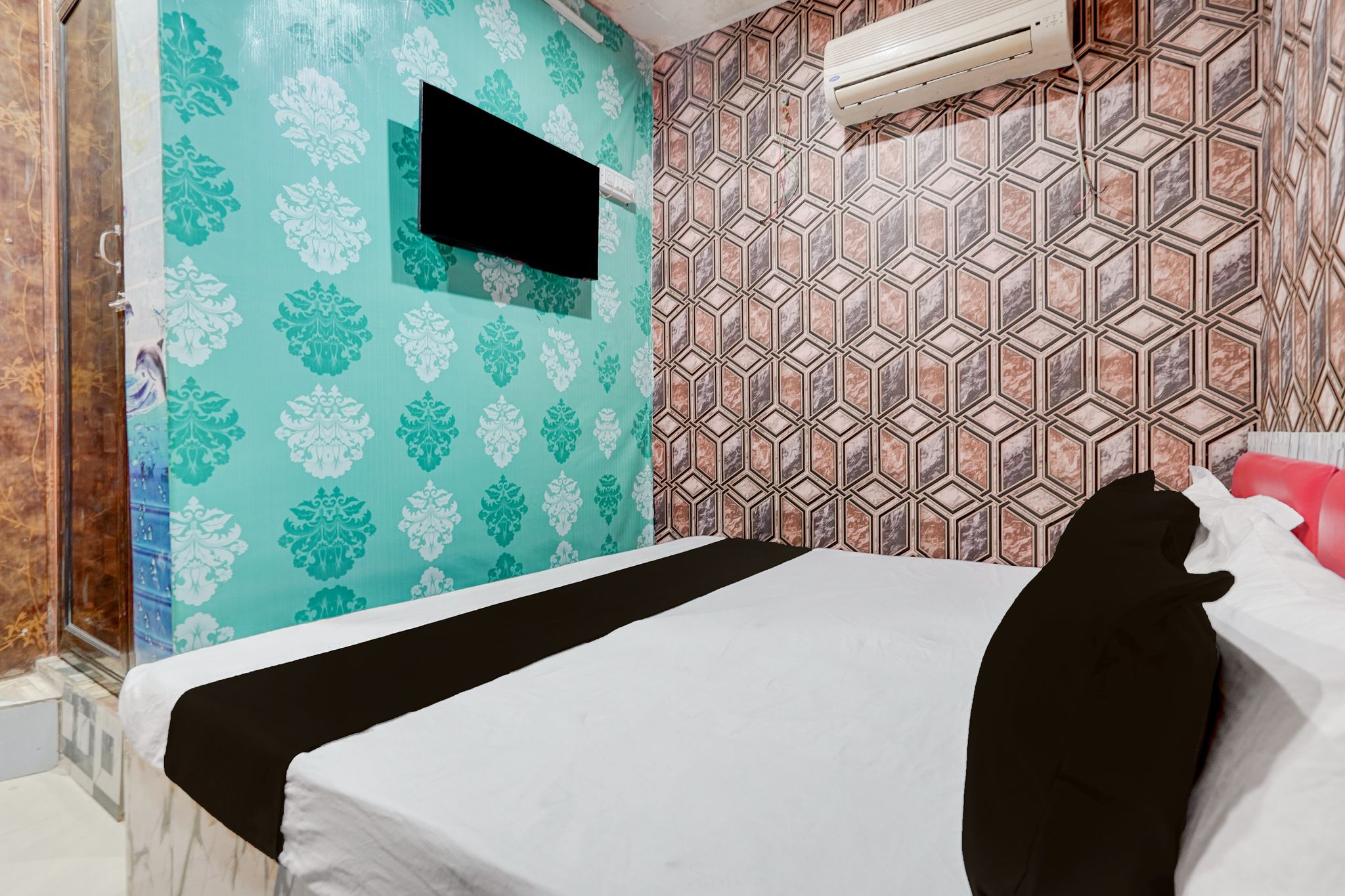 Hotel O Unique Stay Inn Classic 14