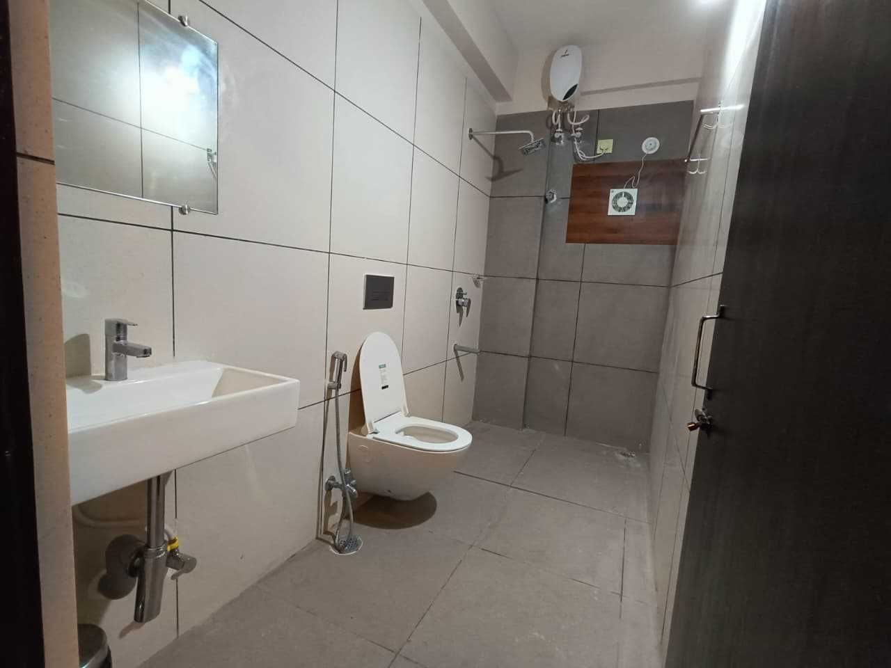 Hotel O VRK Classic 22