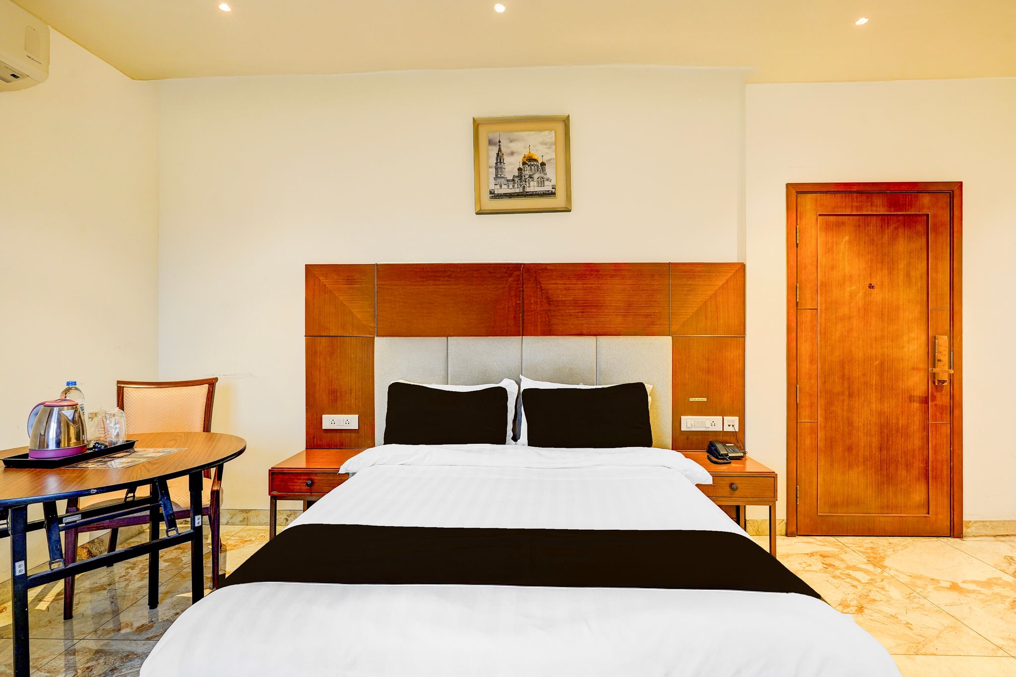 Townhouse JFN Comfort Hotel Classic 14