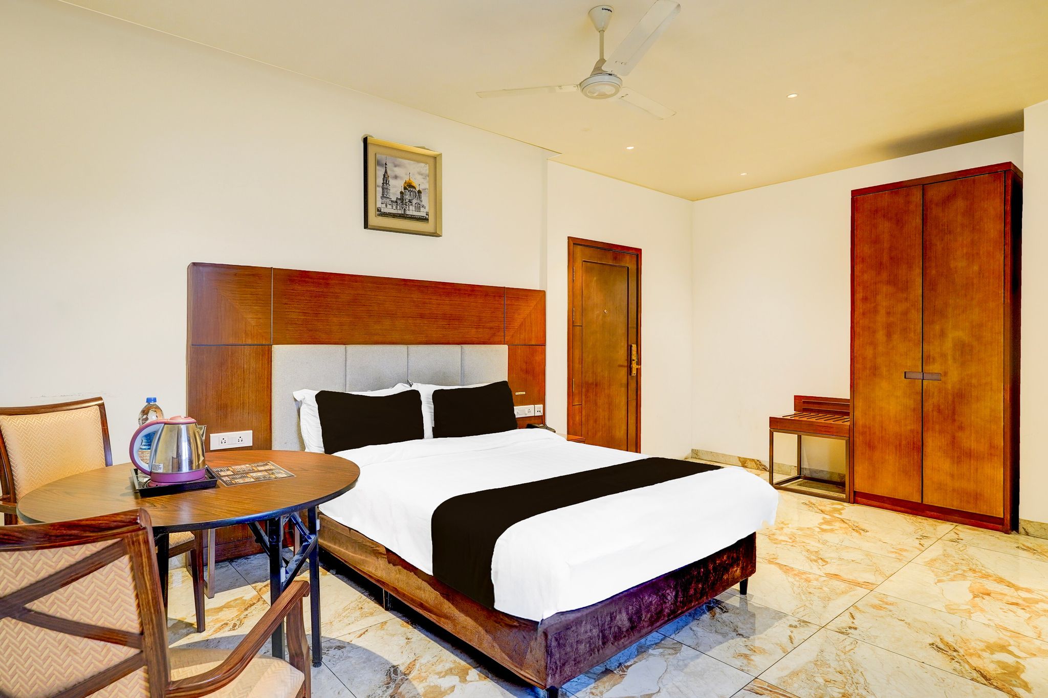 Townhouse JFN Comfort Hotel Classic 2