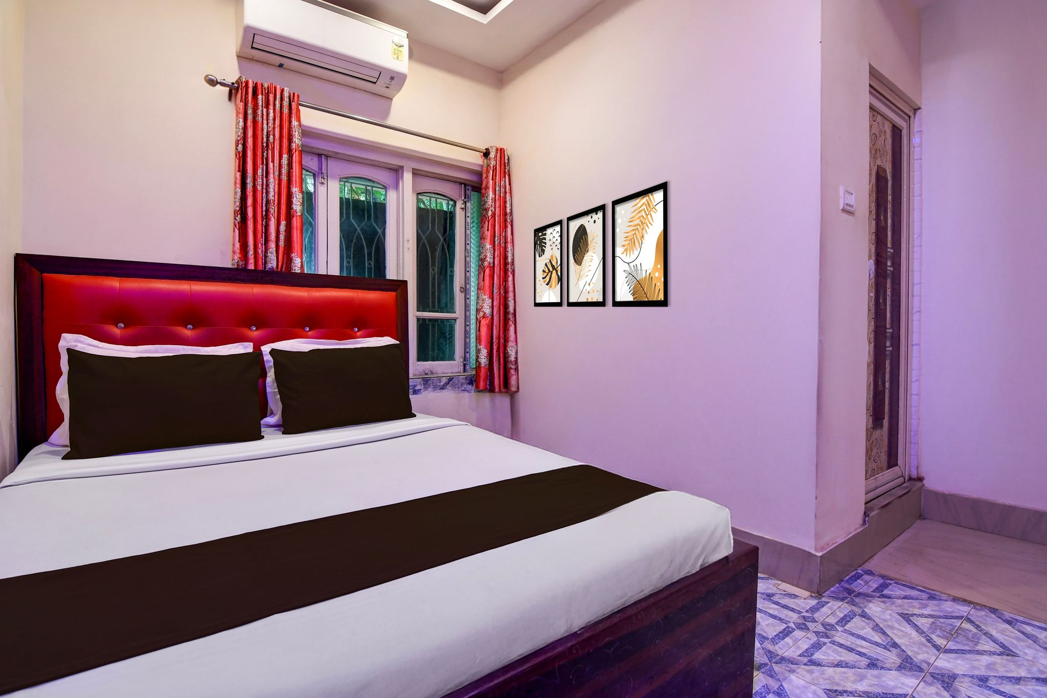 Hotel O Vedika Acropolis Mall Classic 13