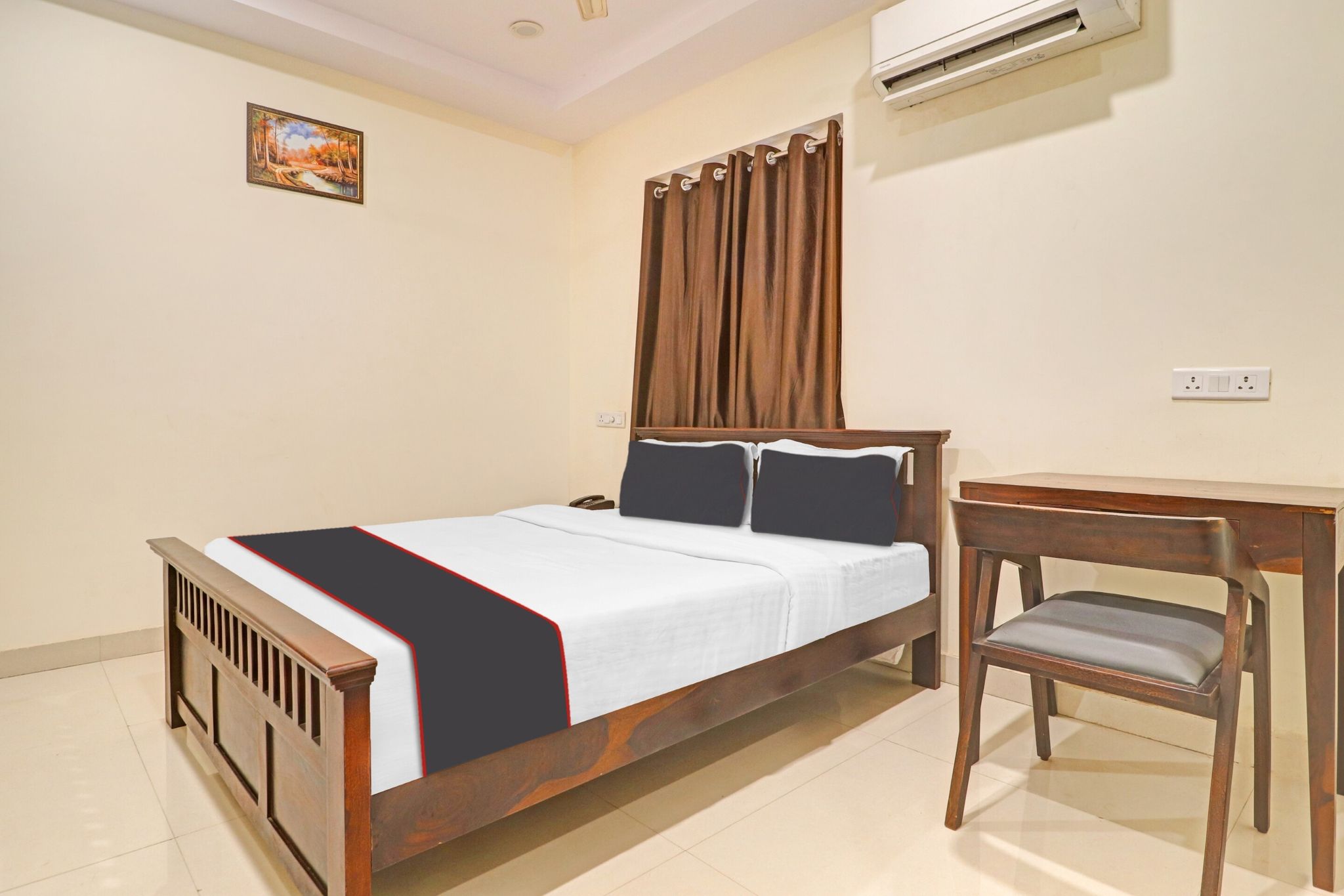 Hotel O New Hotel Hamsa Classic 4