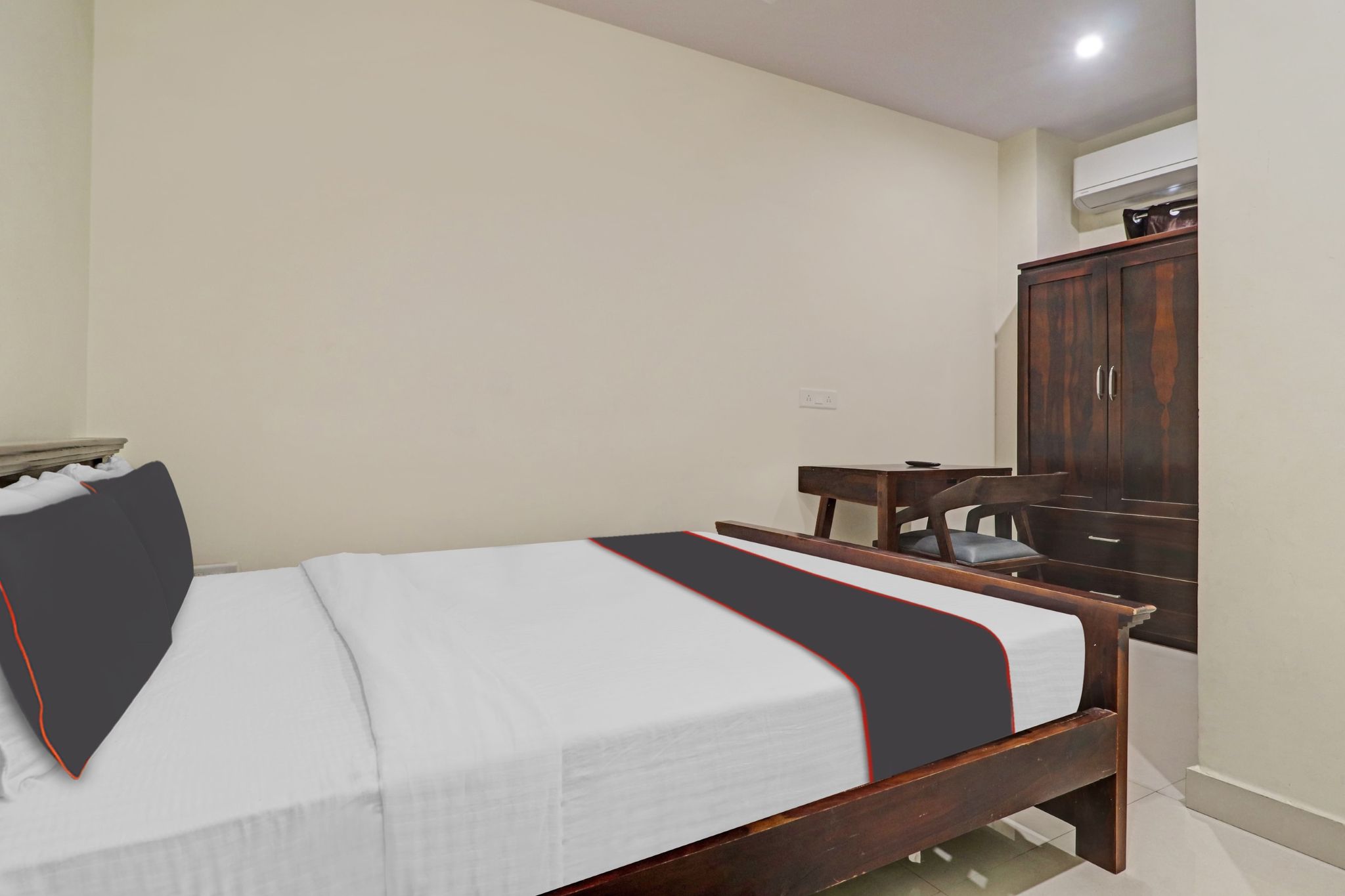 Hotel O New Hotel Hamsa Classic 11