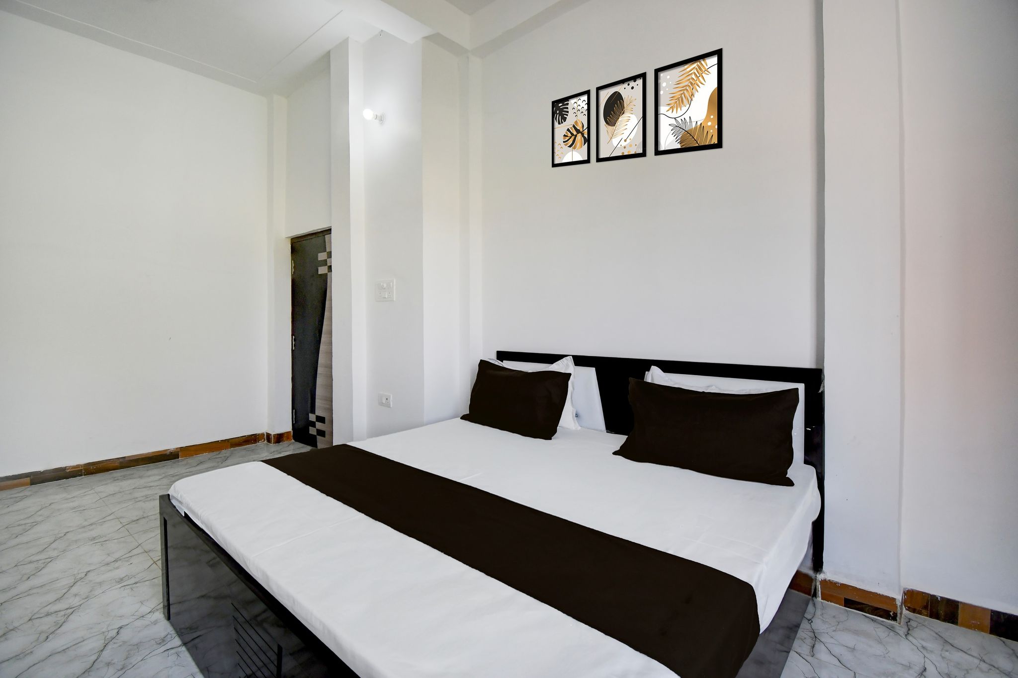 SPOT ON Hotel Gold Inn Classic 2