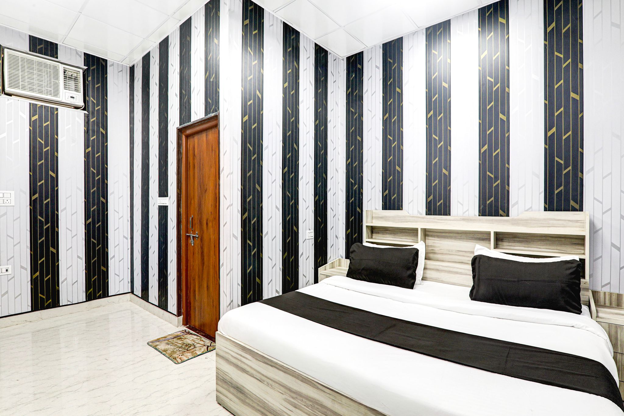 Hotel O Mansa Lawn & Banquets CLASSIC 15