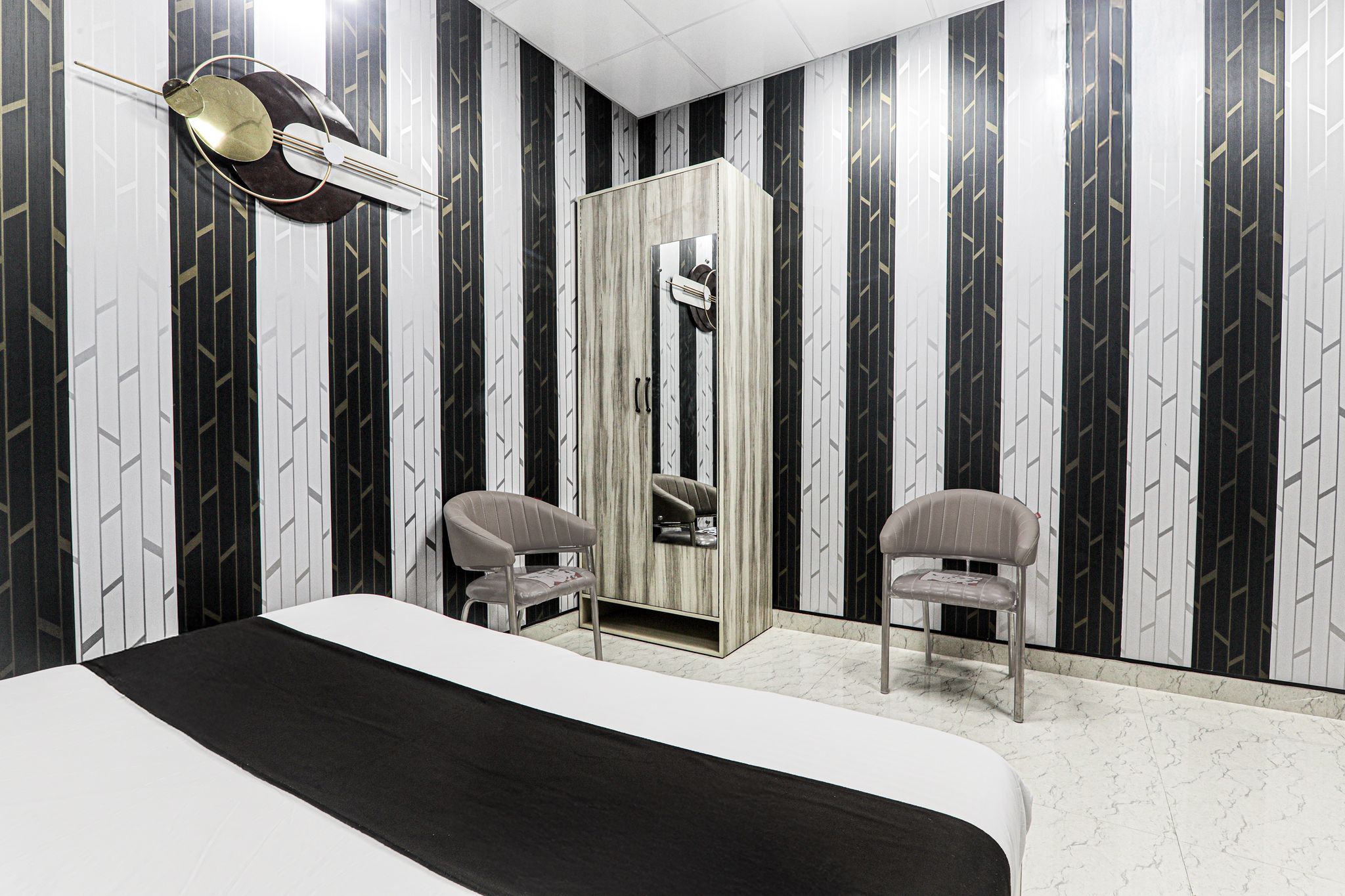 Hotel O Mansa Lawn & Banquets CLASSIC 6