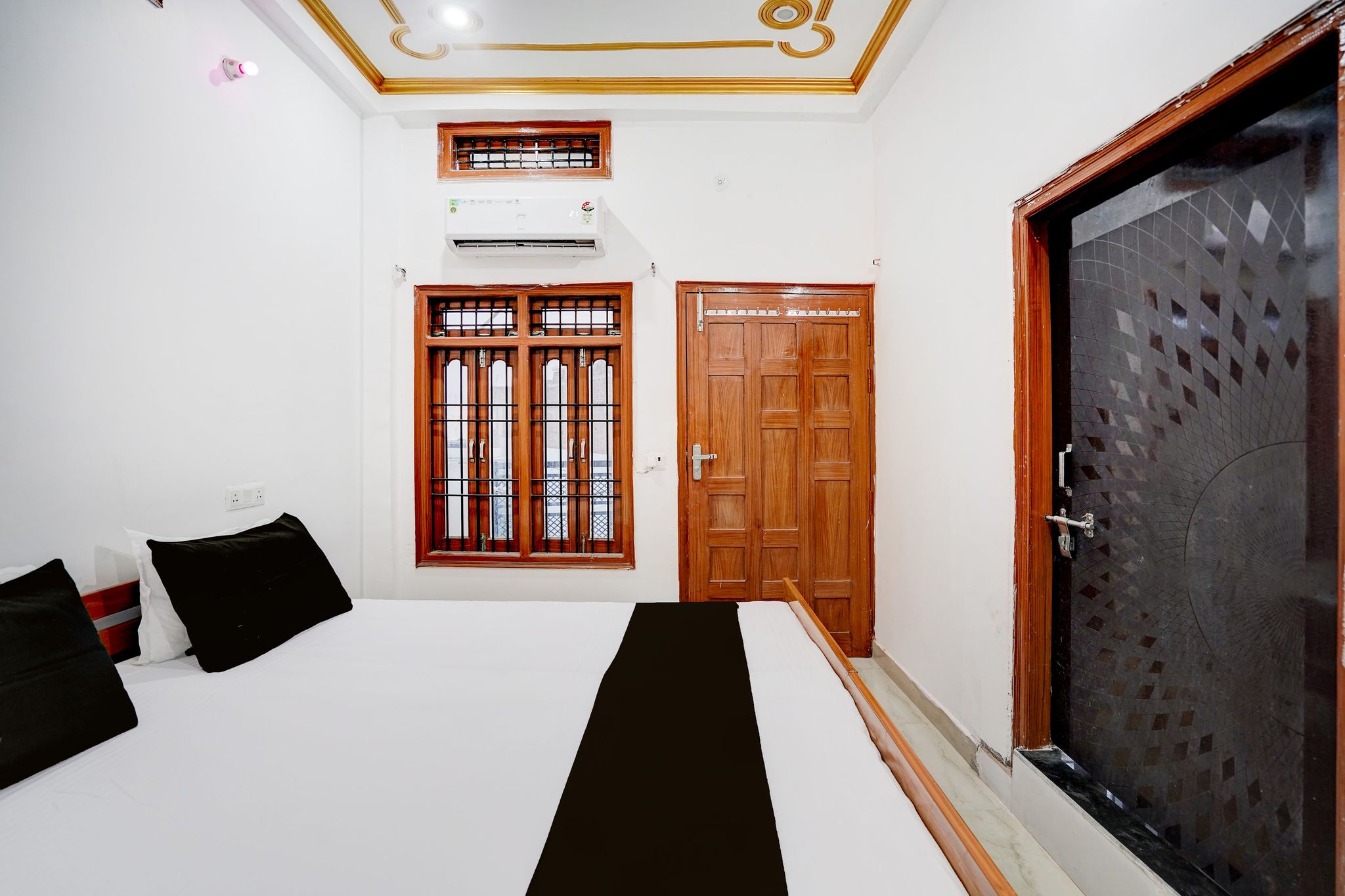 Hotel O Aarna Guesthouse Classic 26