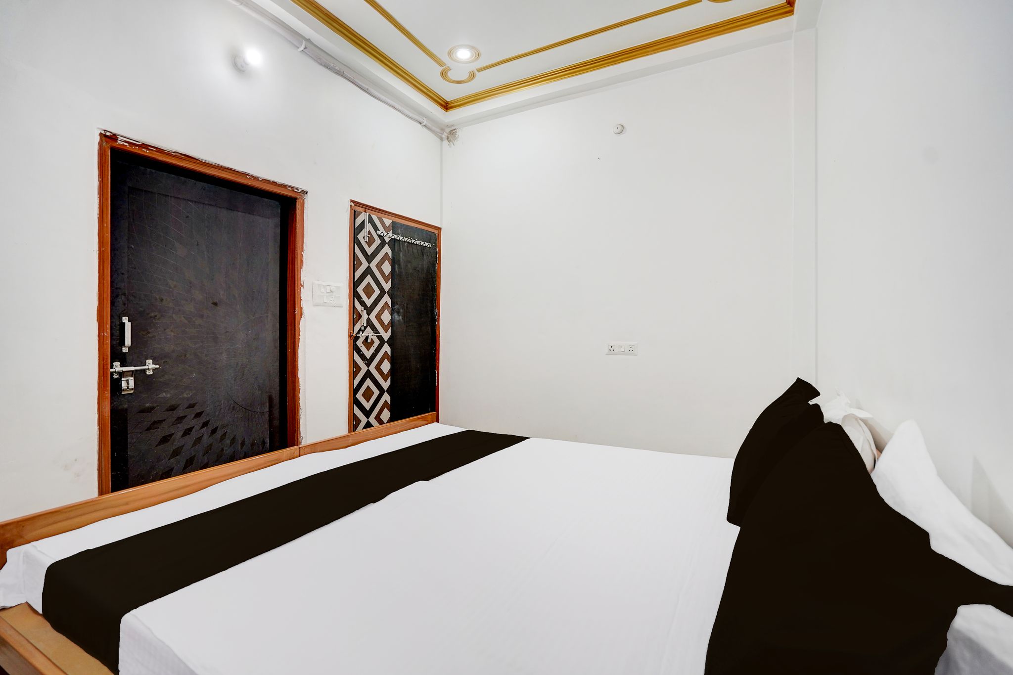 Hotel O Aarna Guesthouse SPOT ON NON-AC 6