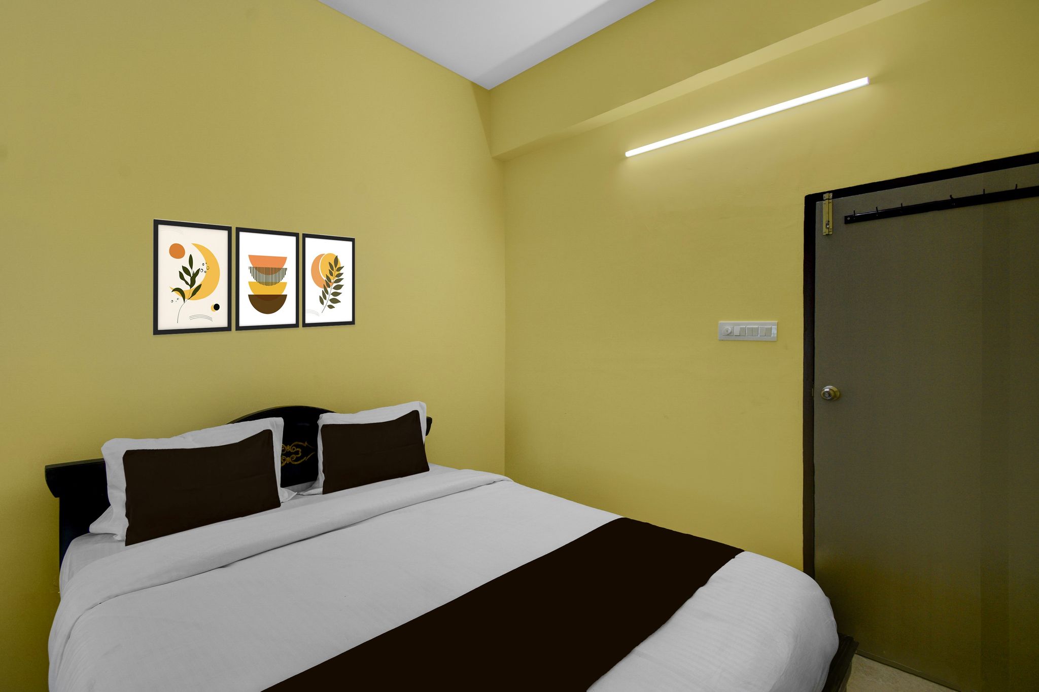 Hotel O Royal Plaza Classic 6