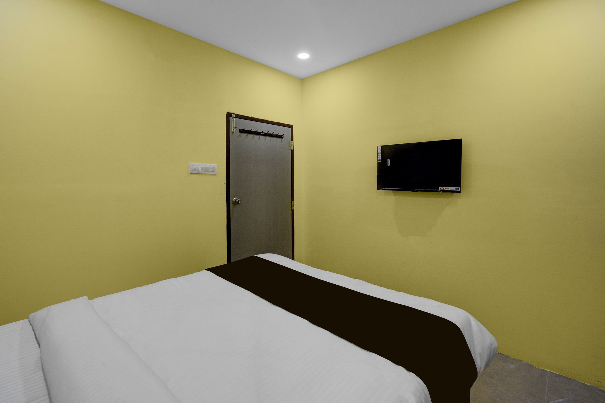 Hotel O Royal Plaza Classic 7