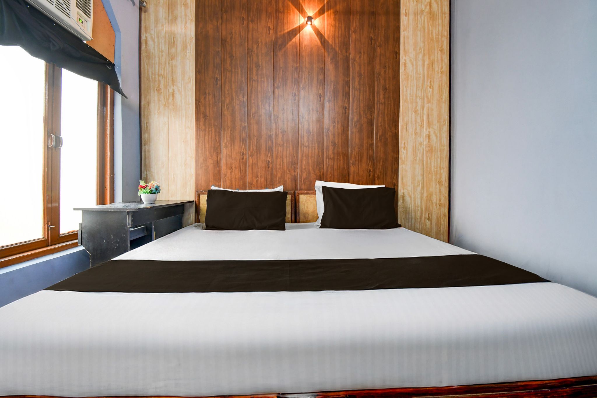 HOTEL O STAY INN Lucknow Airport VIP Terminal Classic 14