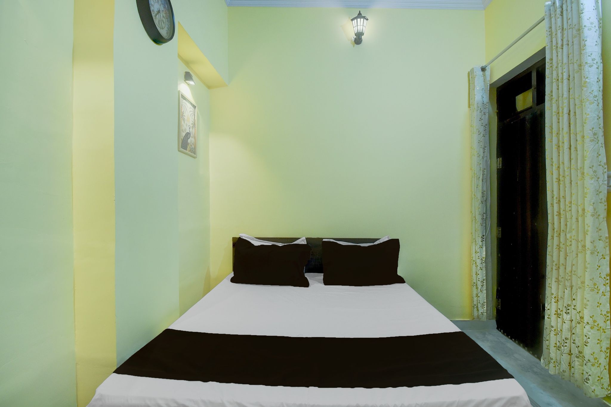 Hotel O Krishna Palace Classic 25