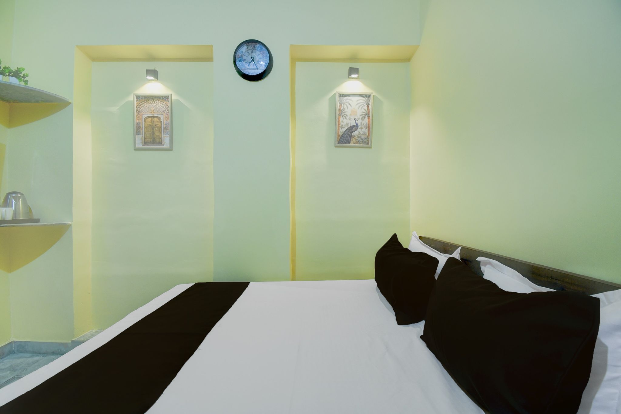 Hotel O Krishna Palace Classic 14