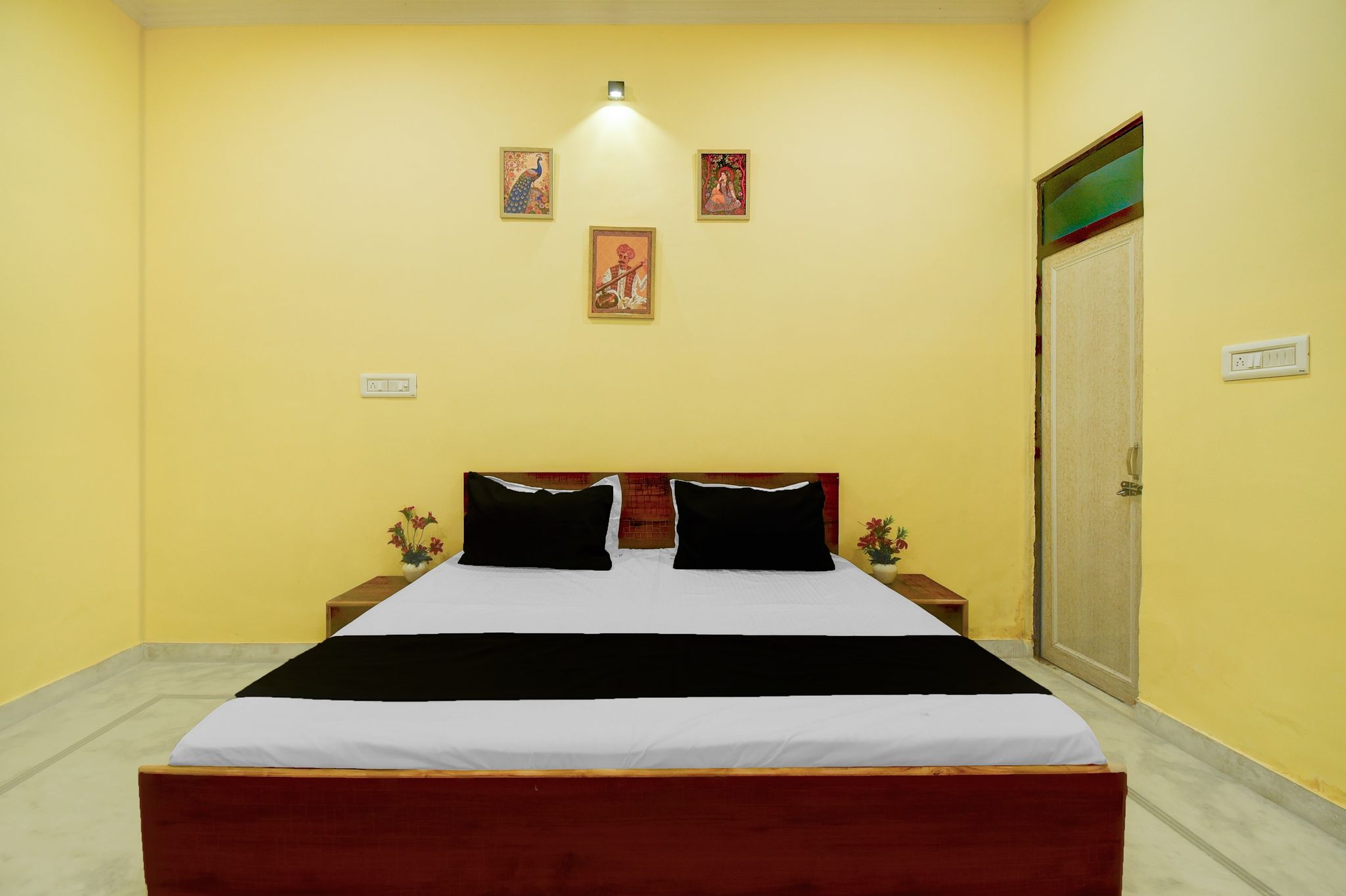 Hotel O Krishna Palace Classic 7