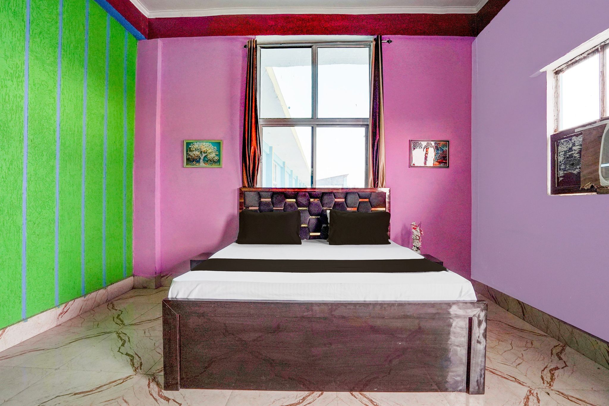 SPOT ON Shree Krishna Palace Classic 12