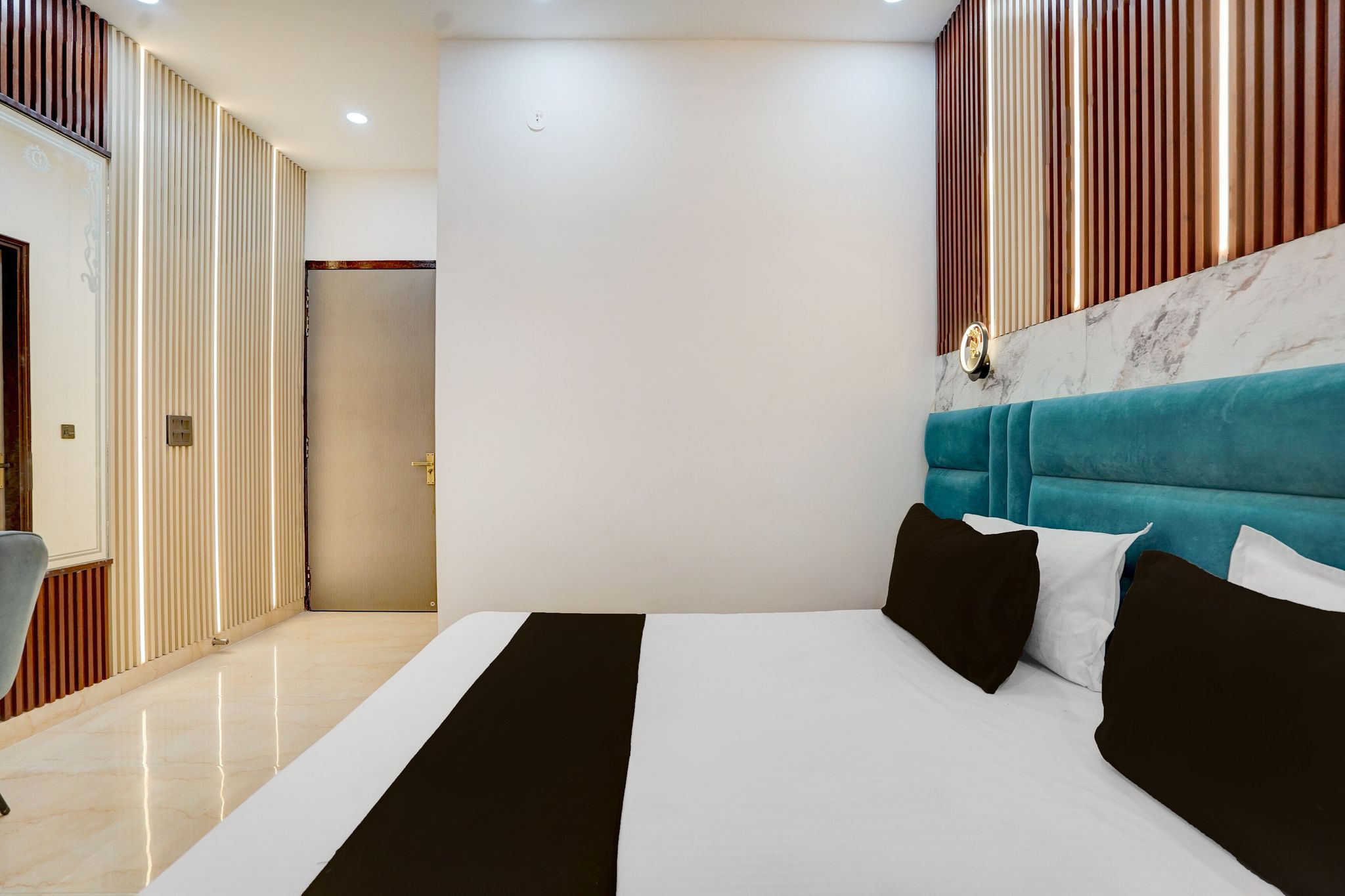 SPOT ON G Grand Hotel Classic 11