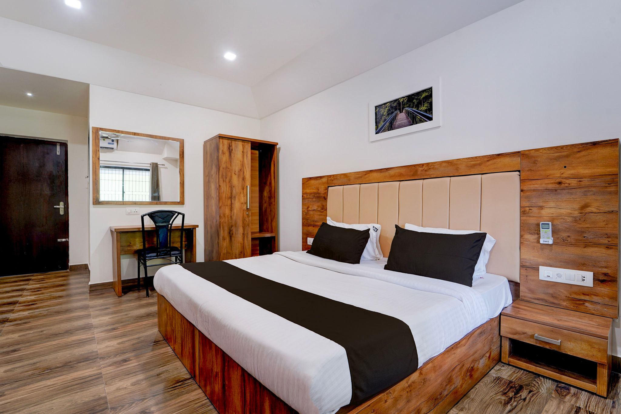 Super Hotel O OZONE Residency Classic