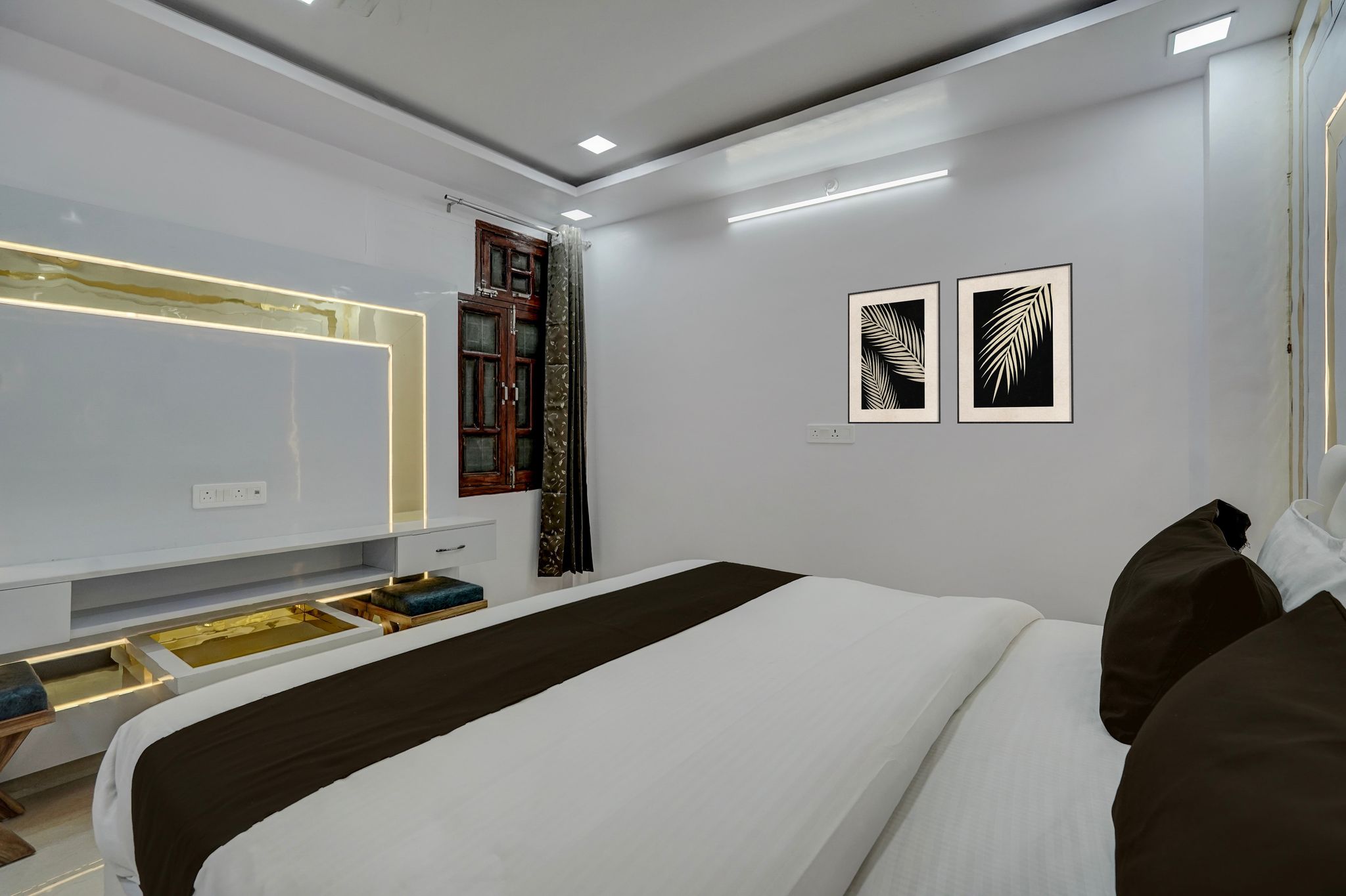 Hotel O OM SAI HOTEL Classic 8