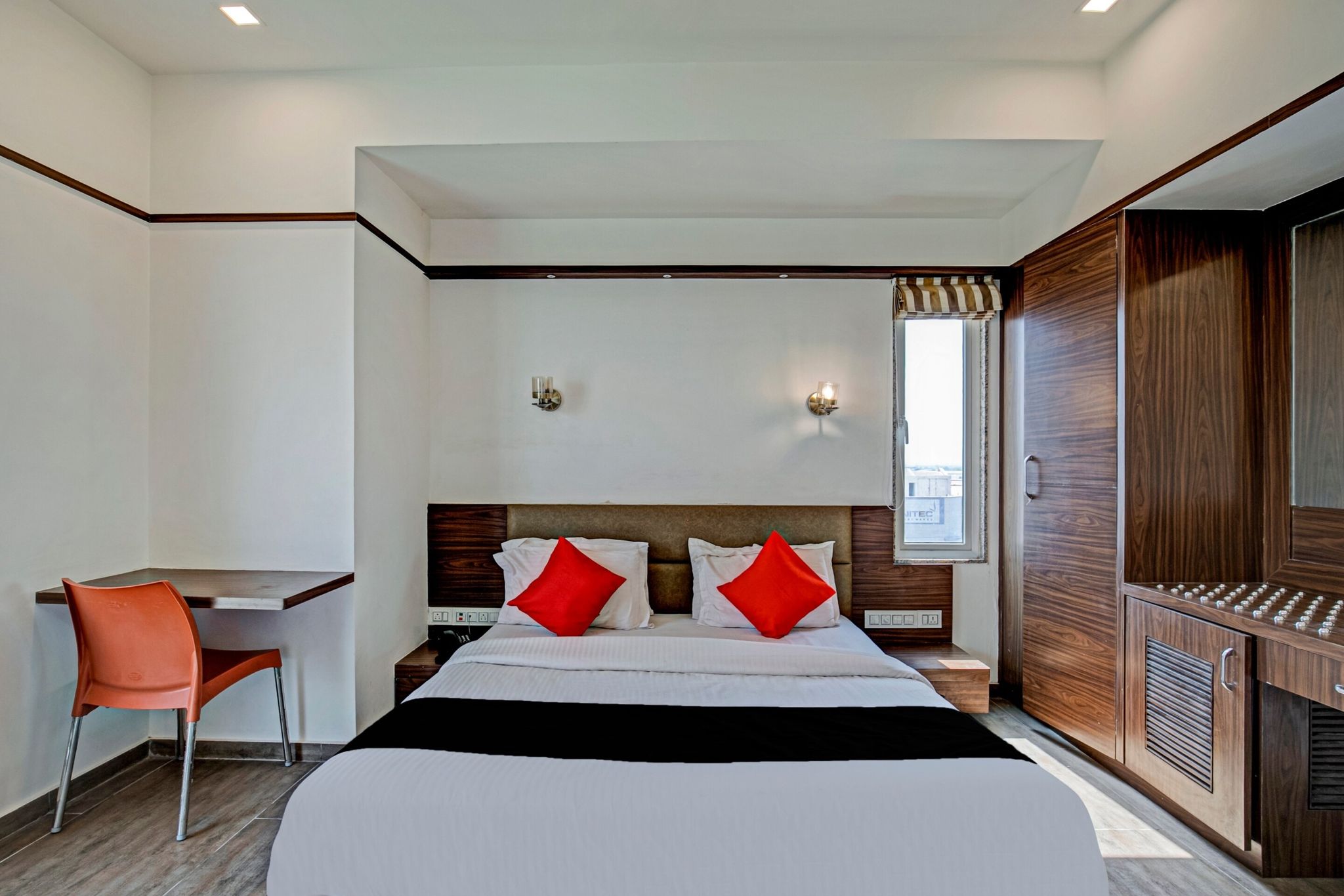 Hotel O The Grand Imperial Restaurant & Hotel Dhuva Railway station Classic 13