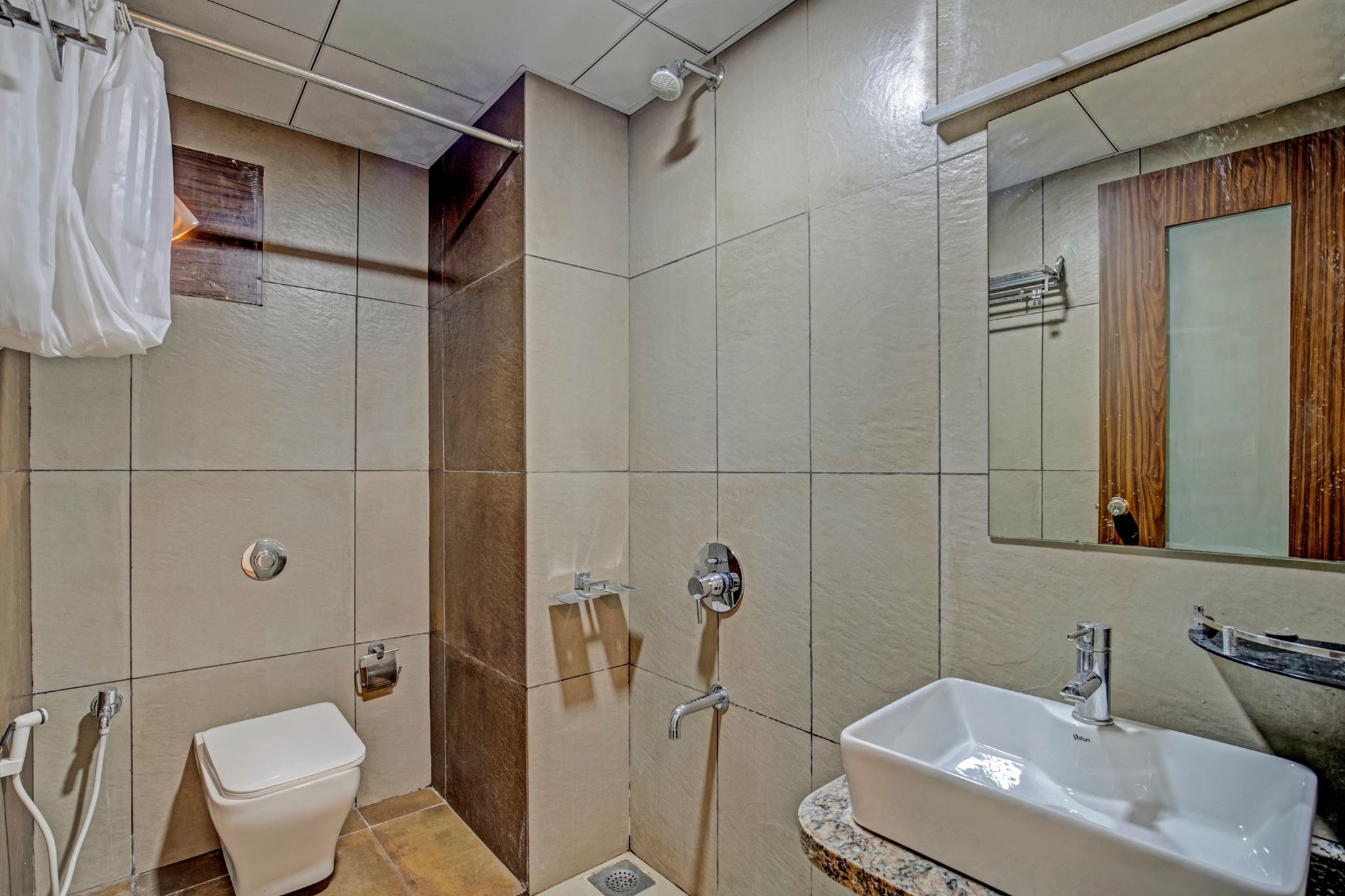 Hotel O The Grand Imperial Restaurant & Hotel Dhuva Railway station Classic 21