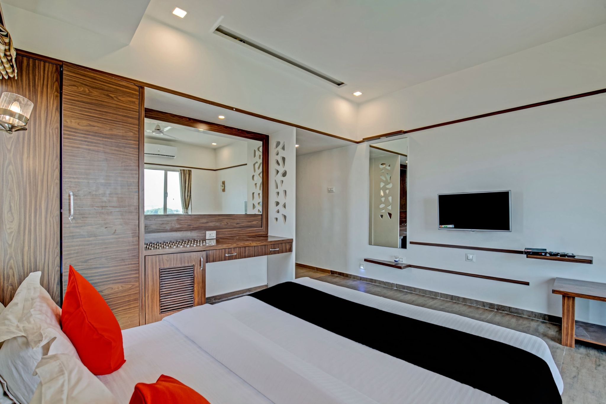 Hotel O The Grand Imperial Restaurant & Hotel Dhuva Railway station Classic 15