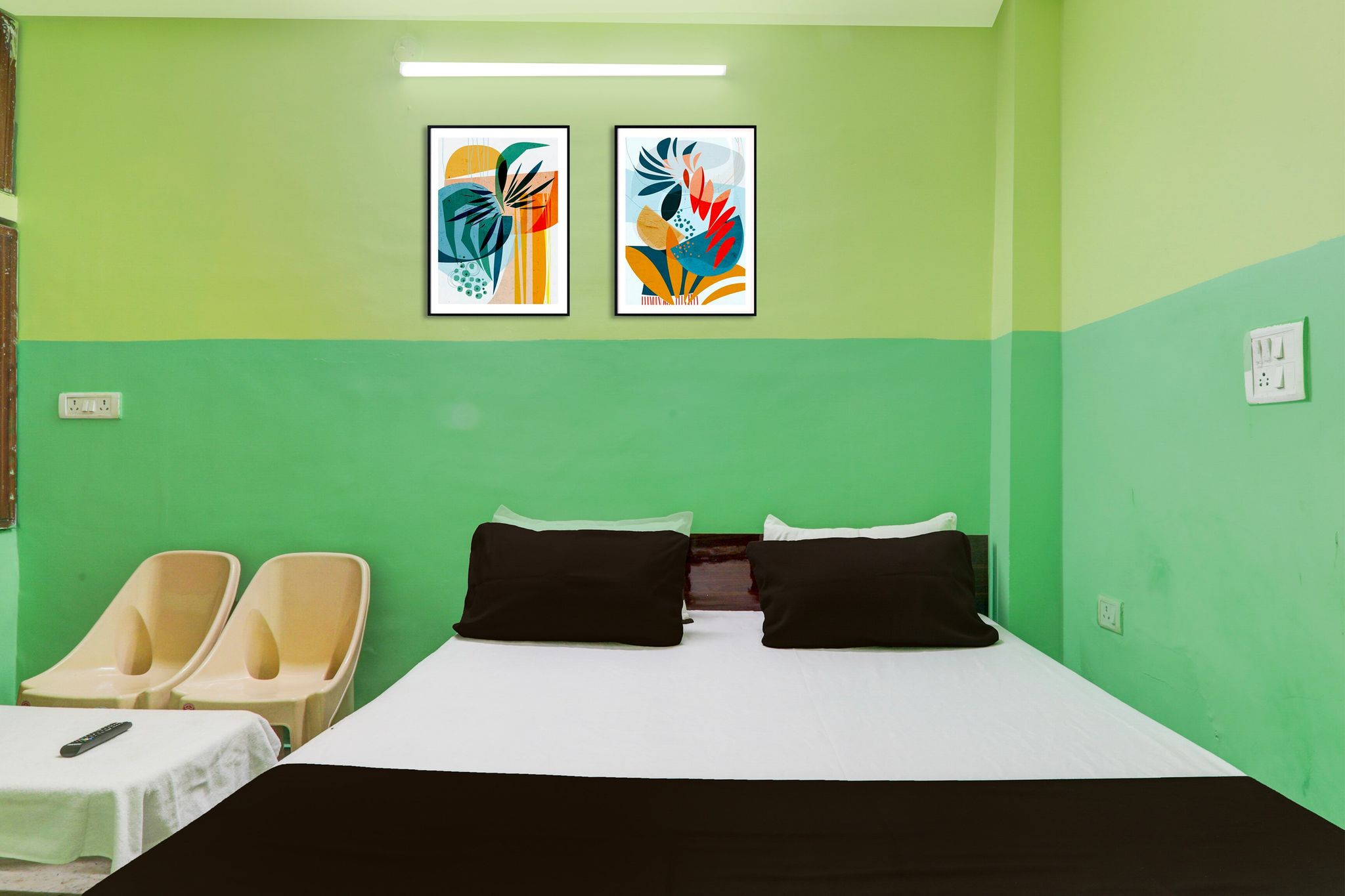 Hotel O Raj Classic 13