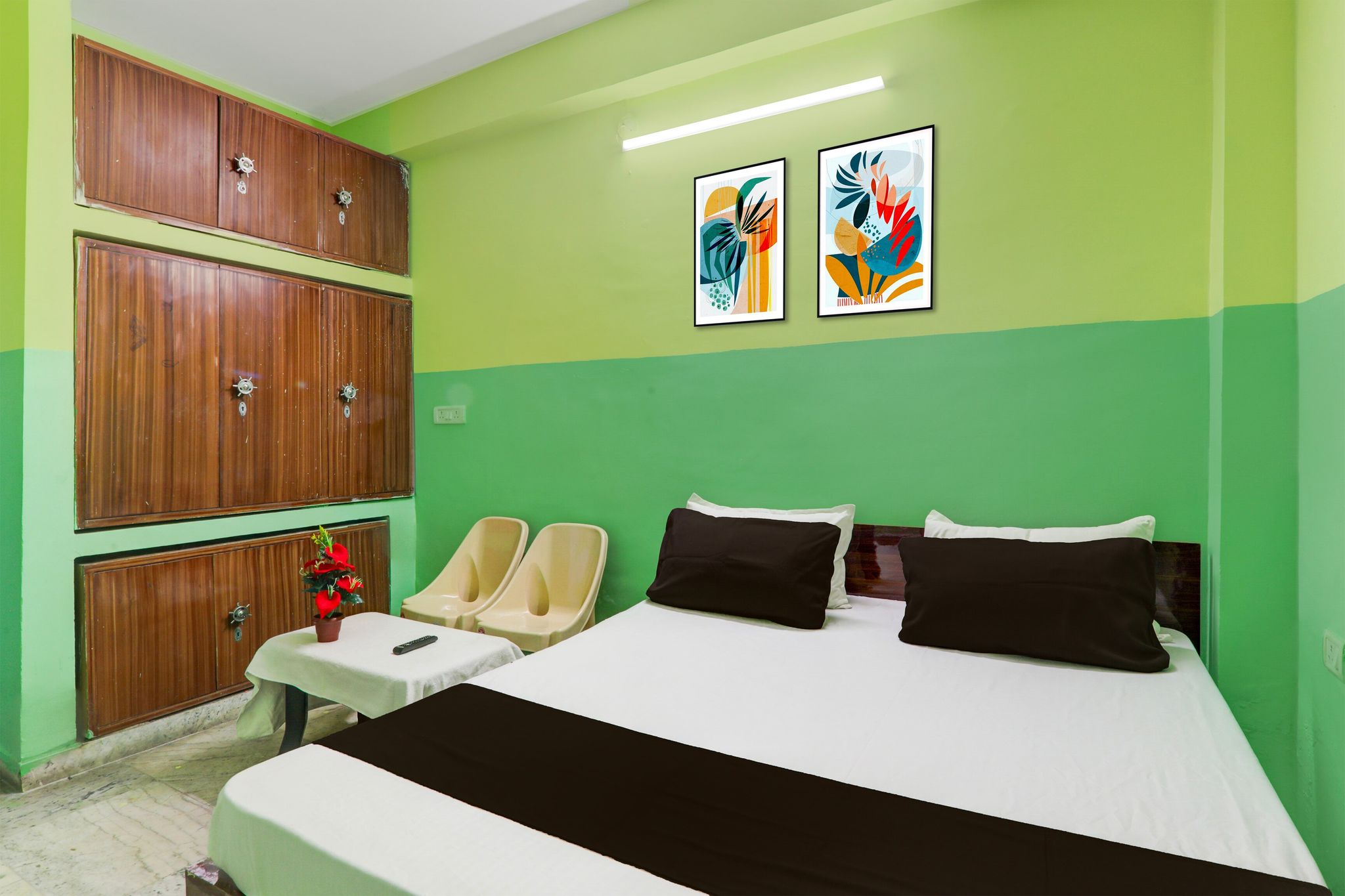 Hotel O Raj Classic 12