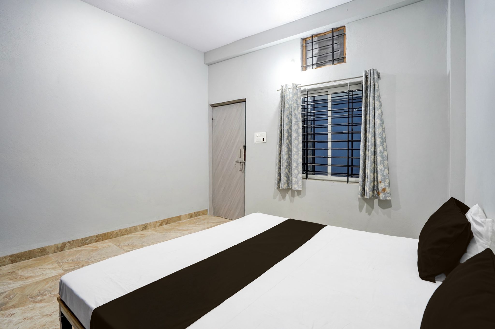 Hotel O Sangam Gardan Classic 11