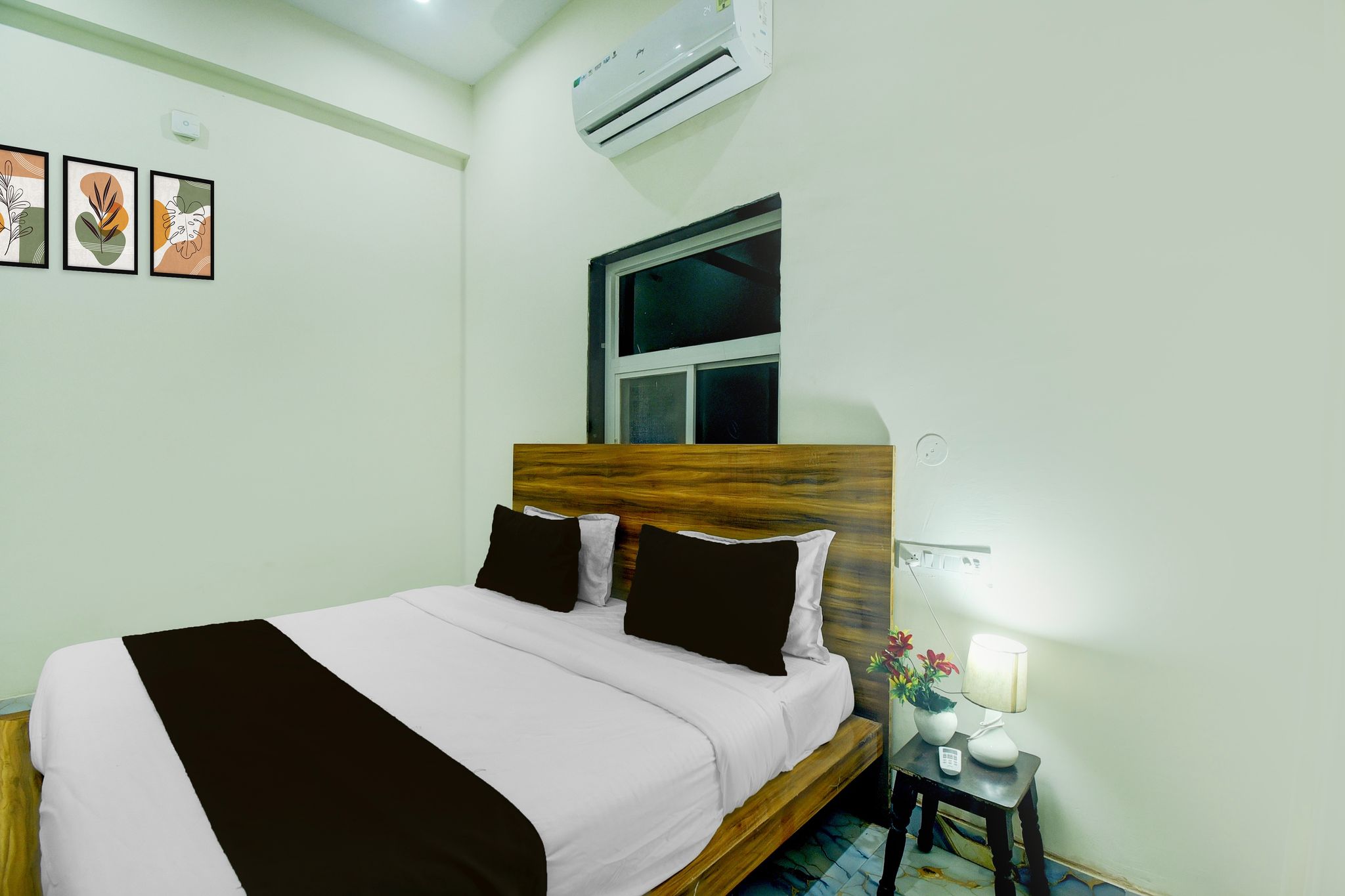 Hotel O The Suresh Mahal Resort Classic 8