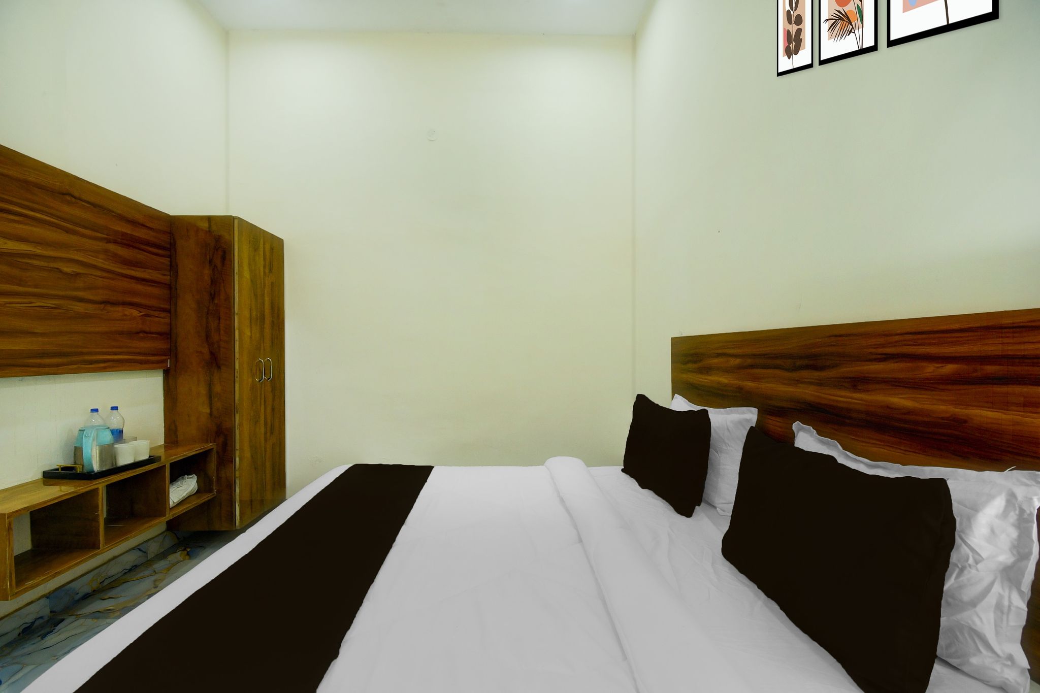 Hotel O The Suresh Mahal Resort Classic 5