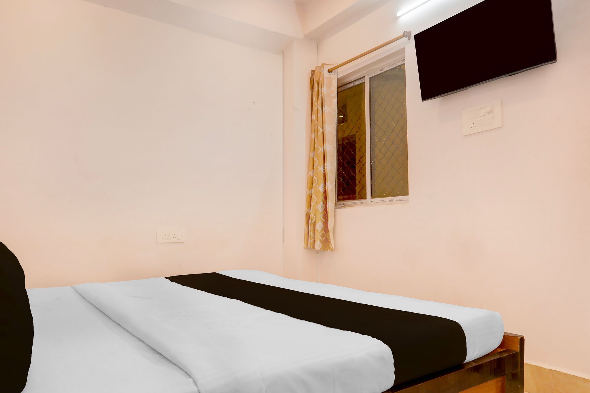 Hotel O Royal Inn Classic 34