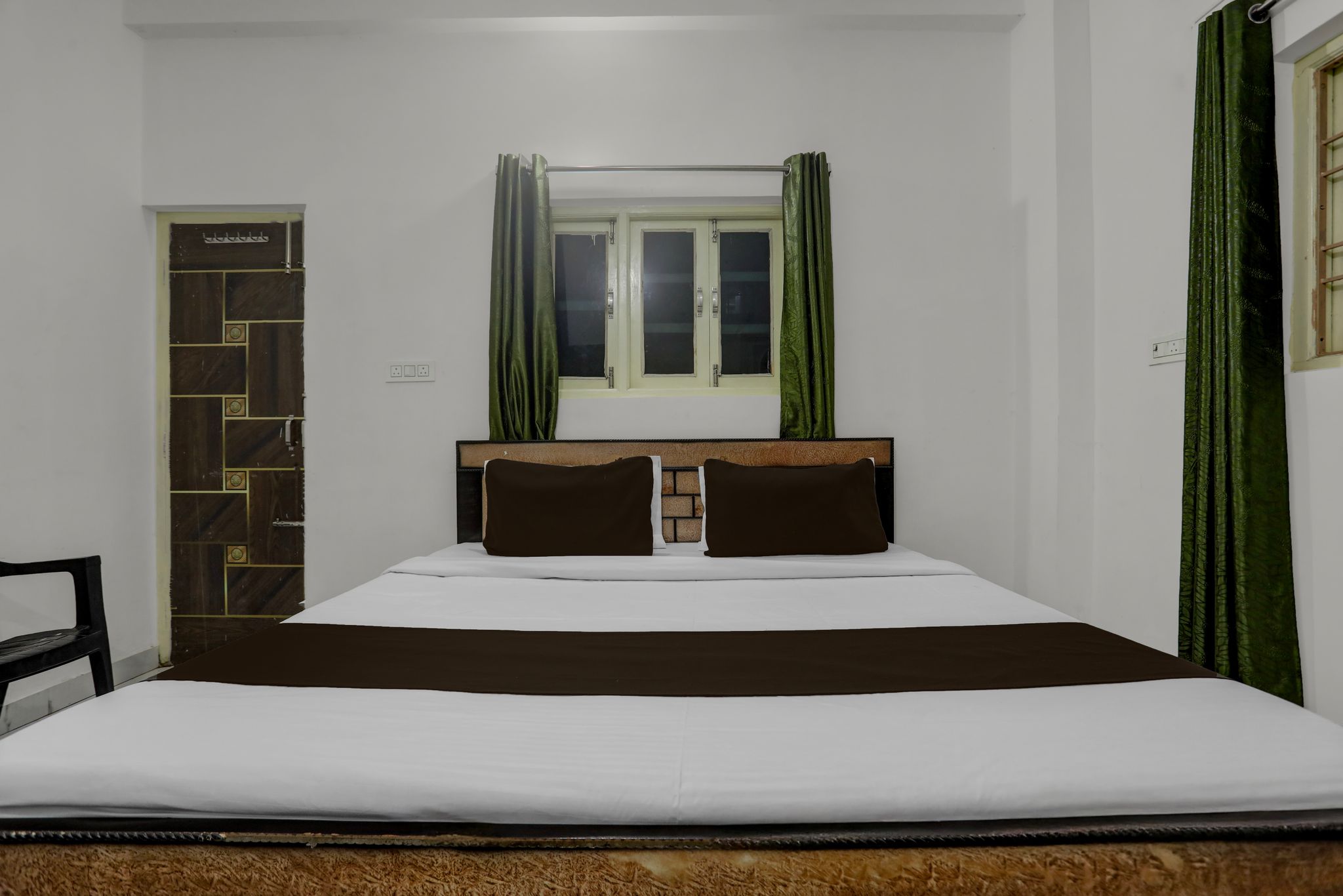 Hotel O K K Guest House Classic 4