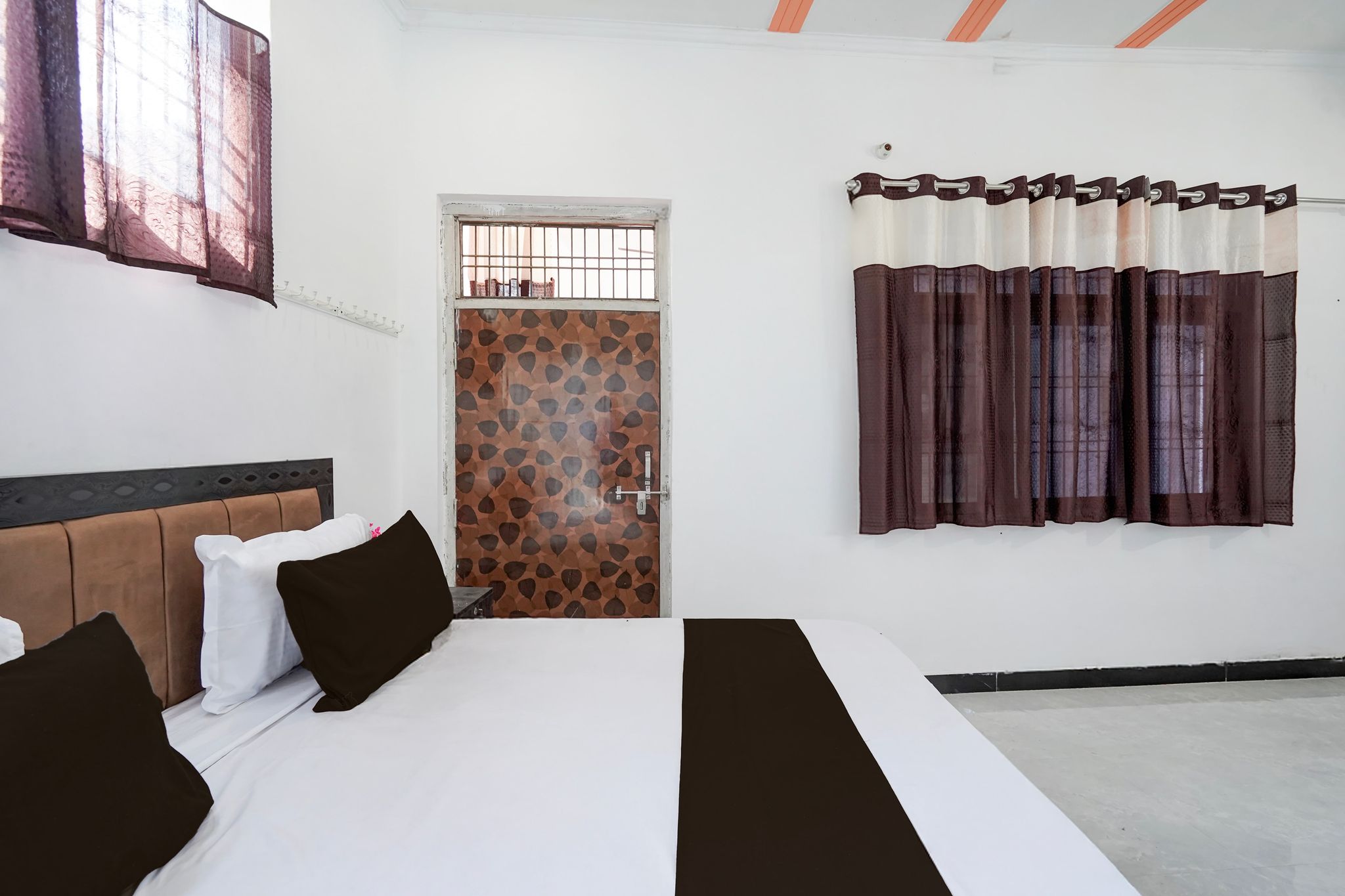 Hotel O Raj Family Restaurant & Hotels Classic 12