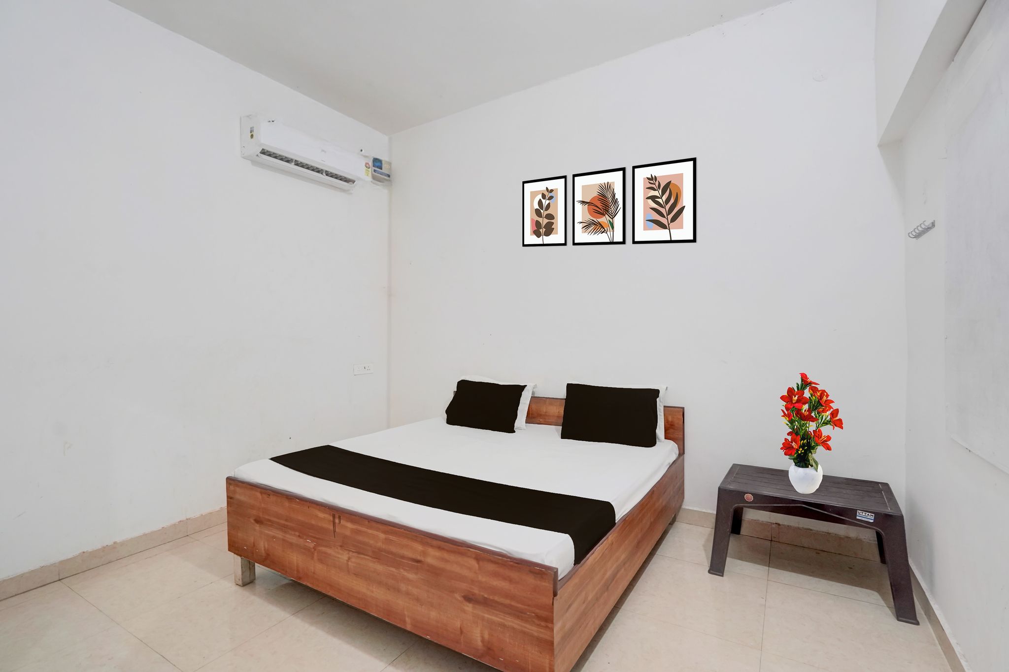 SPOT ON New Phulpur Restaurant And Hotel Classic 36