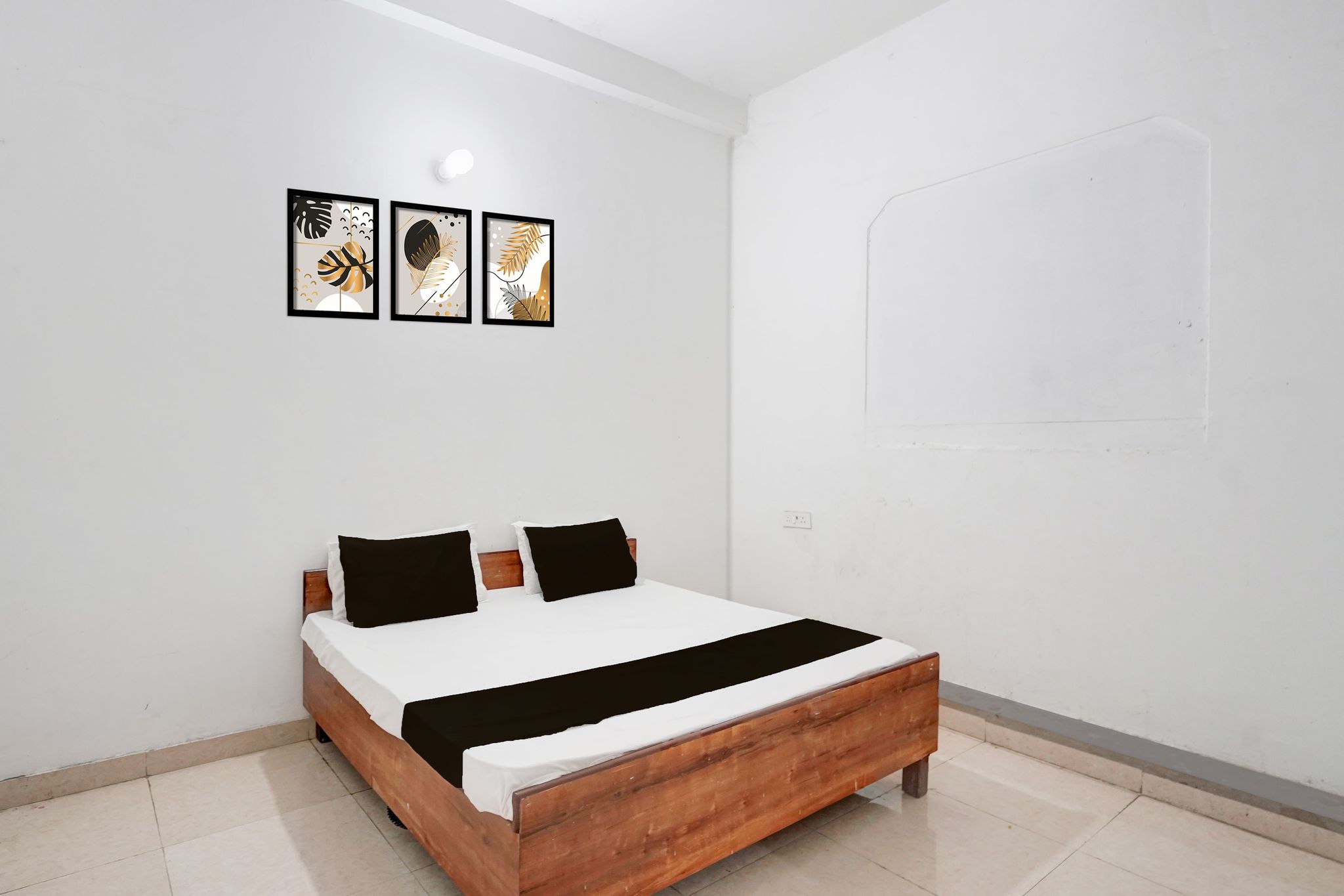 SPOT ON New Phulpur Restaurant And Hotel Classic 32