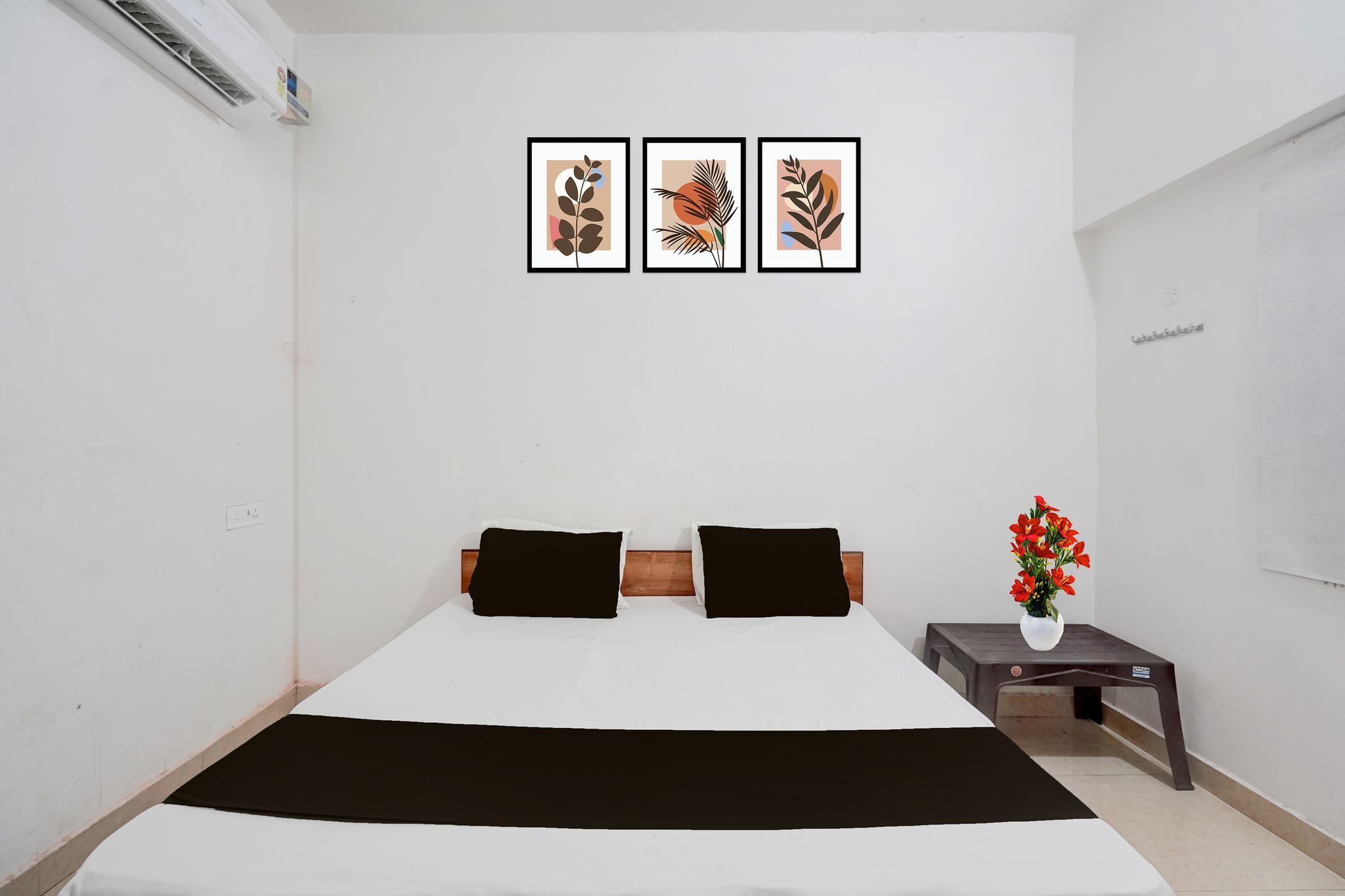 SPOT ON New Phulpur Restaurant And Hotel Classic 31