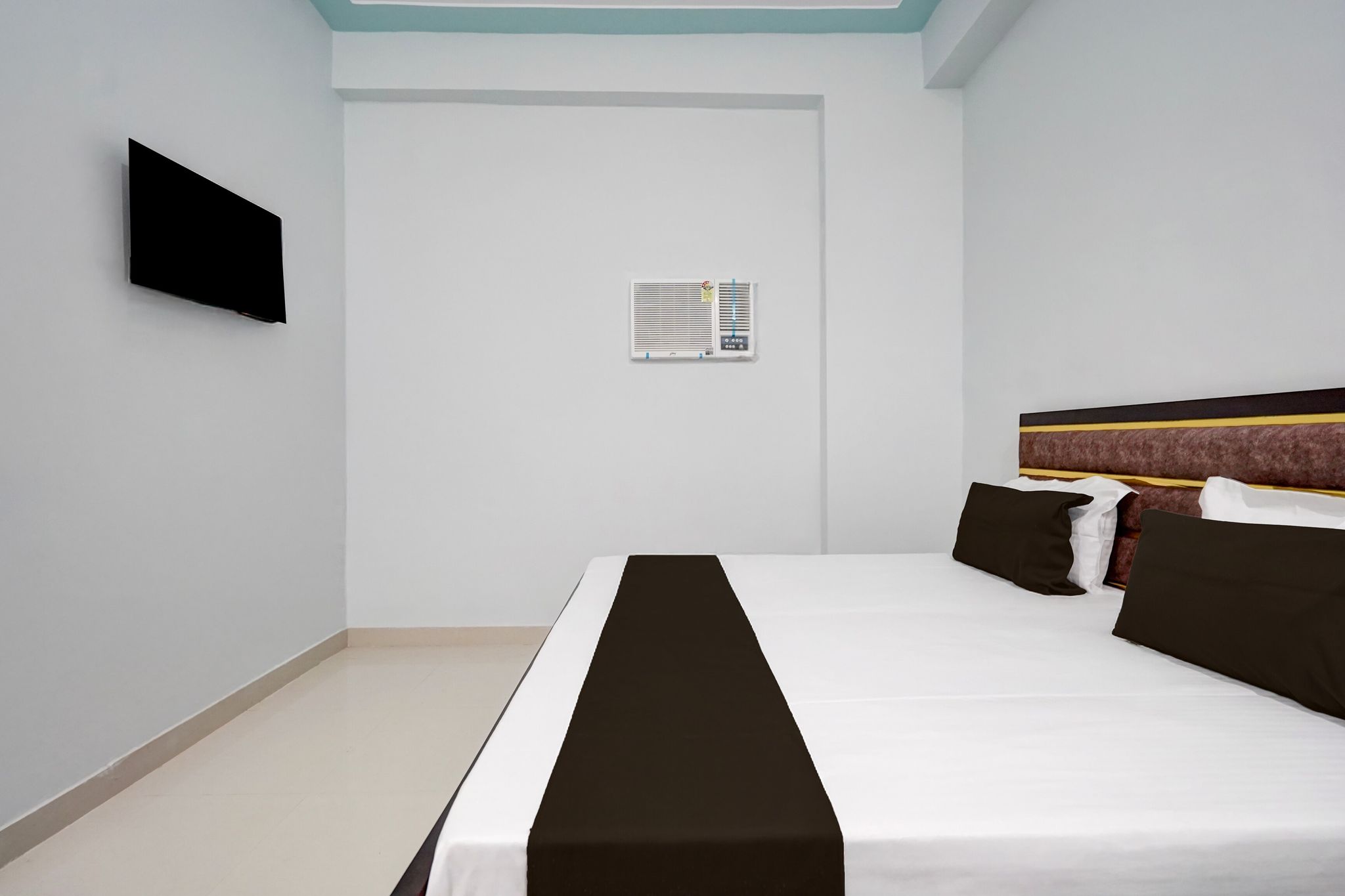 Hotel O Surya Hotel Classic 9