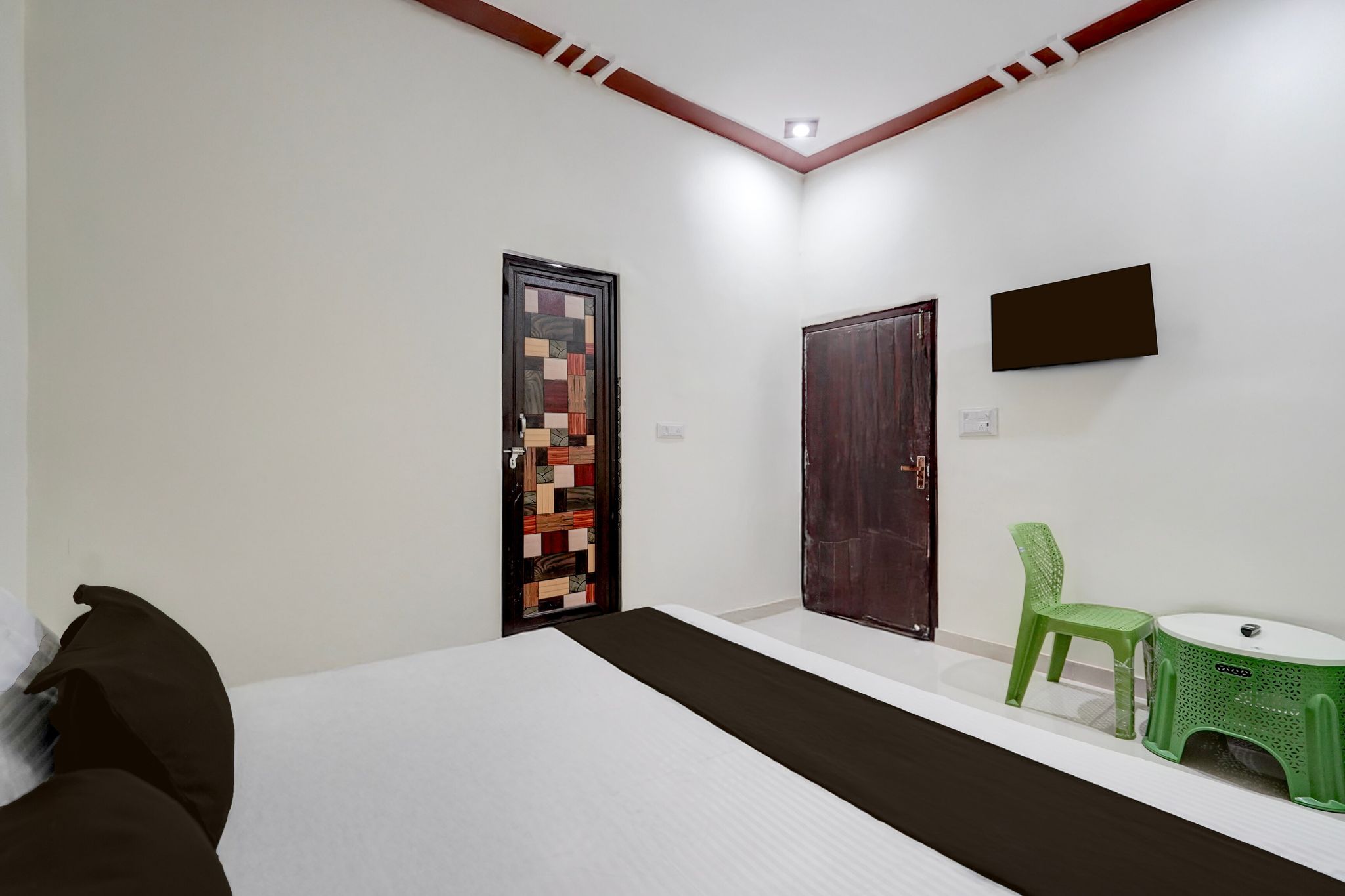 Hotel O Surya Hotel Classic 7