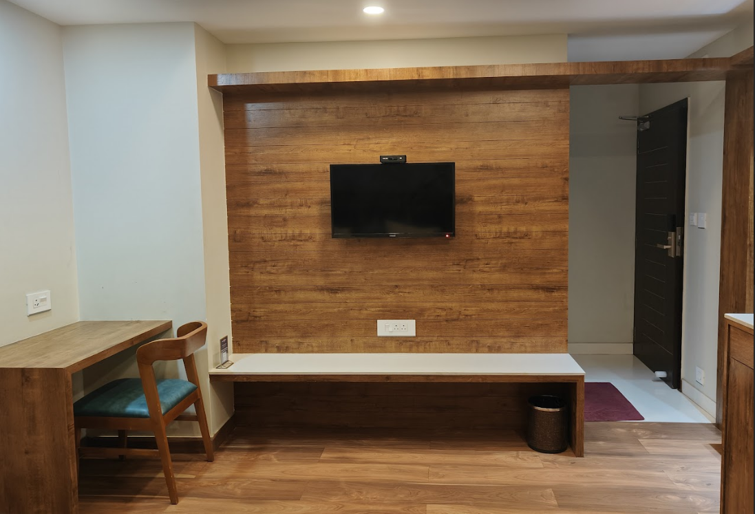 Hotel G R T Square Double AC Room 6