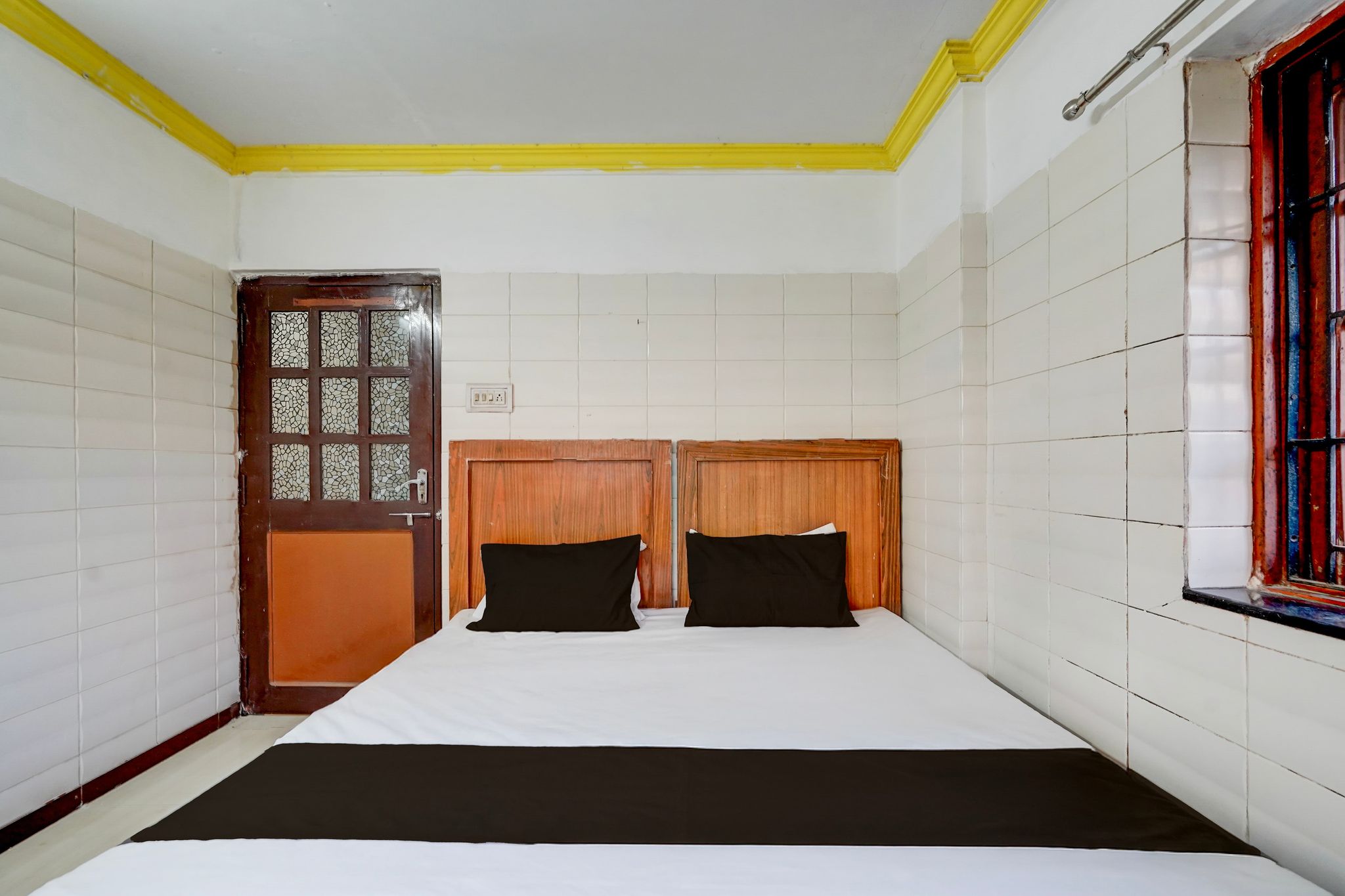 SPOT ON Dn Hotel SPOT ON NON-AC 2