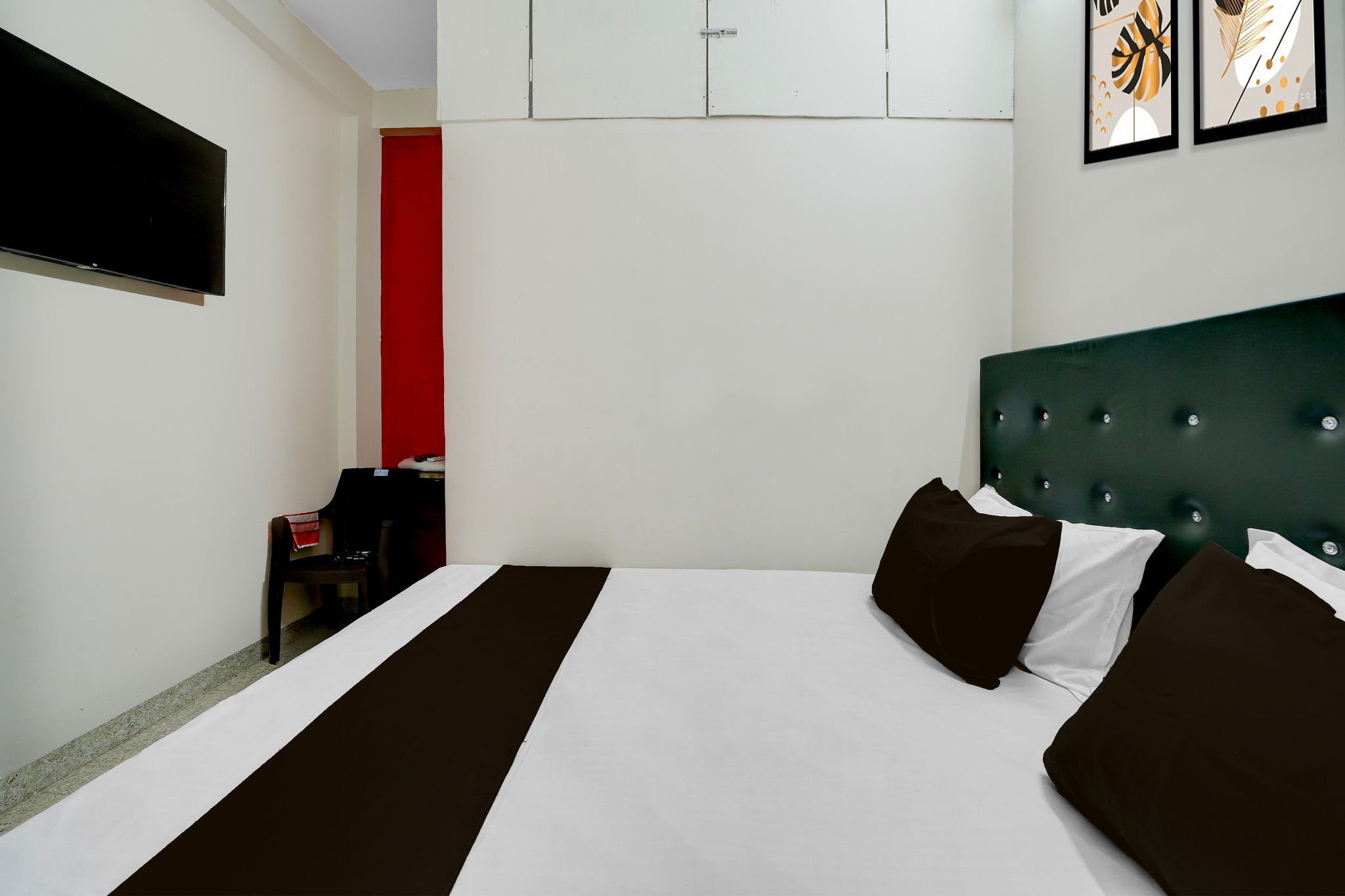 Hotel O Royal Inn Home Stay Classic 6