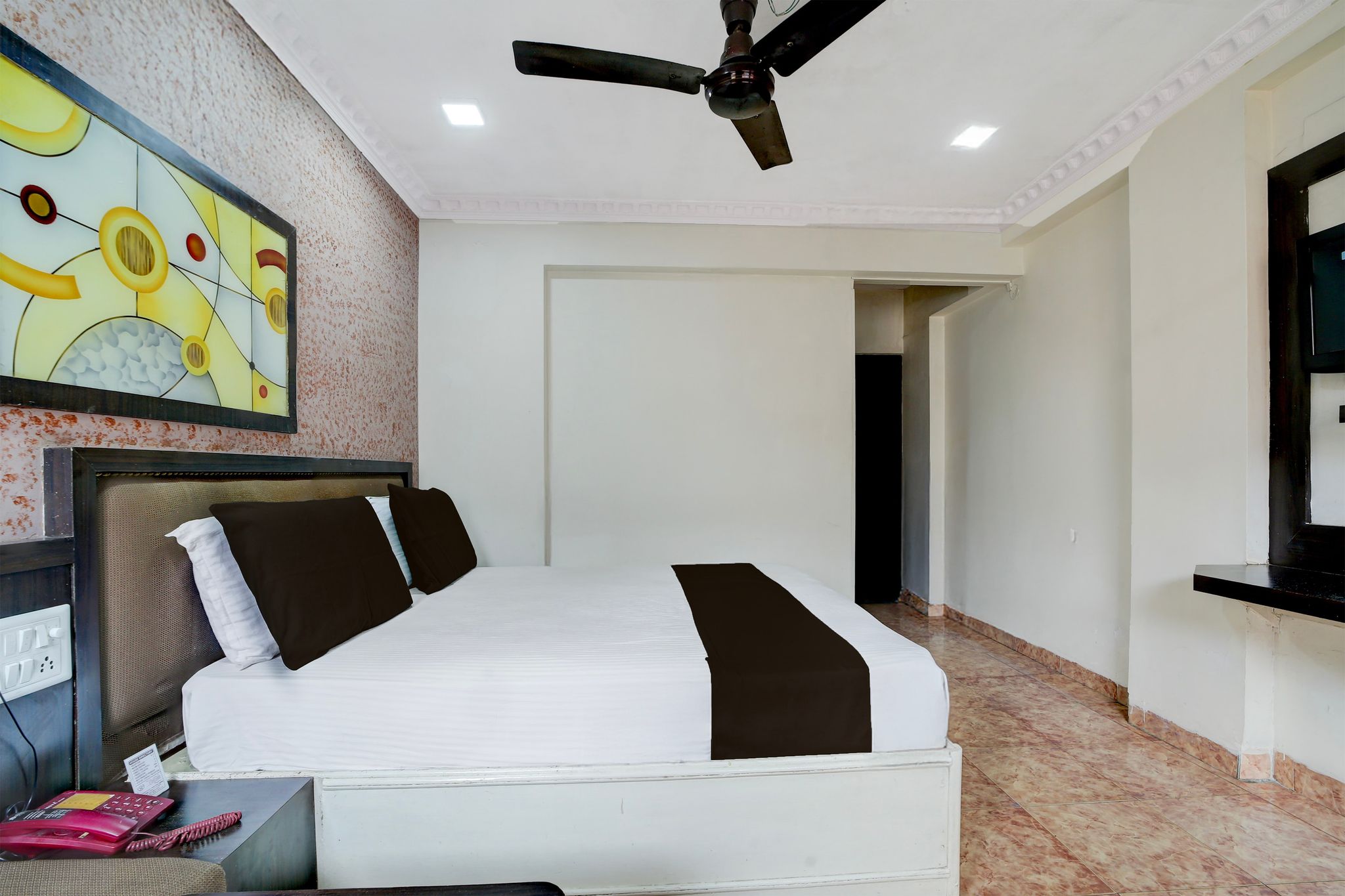 Townhouse Hotel Bhopal Station Inn Classic 13